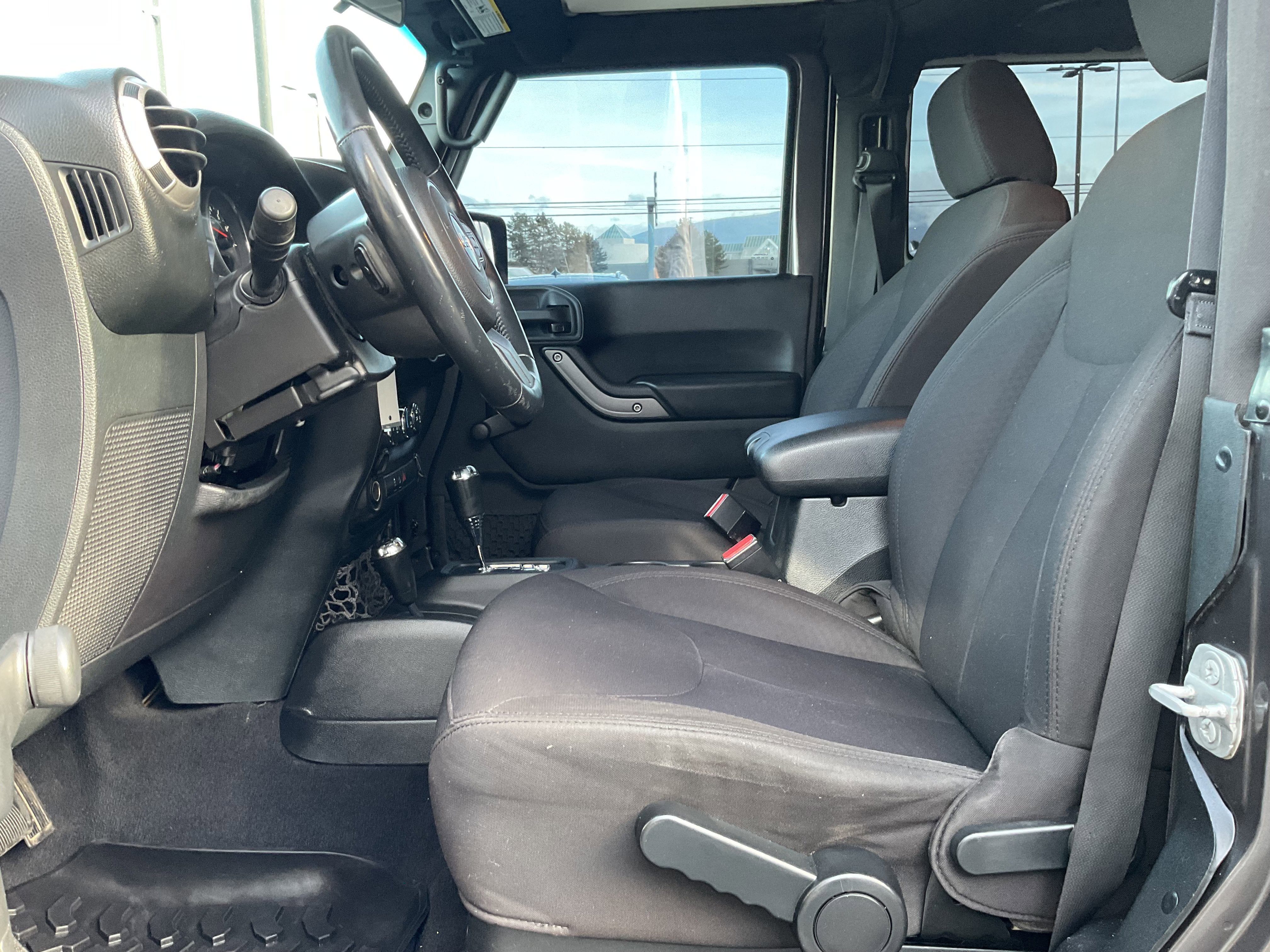 2014 Jeep Wrangler 4x4 V6 Sport