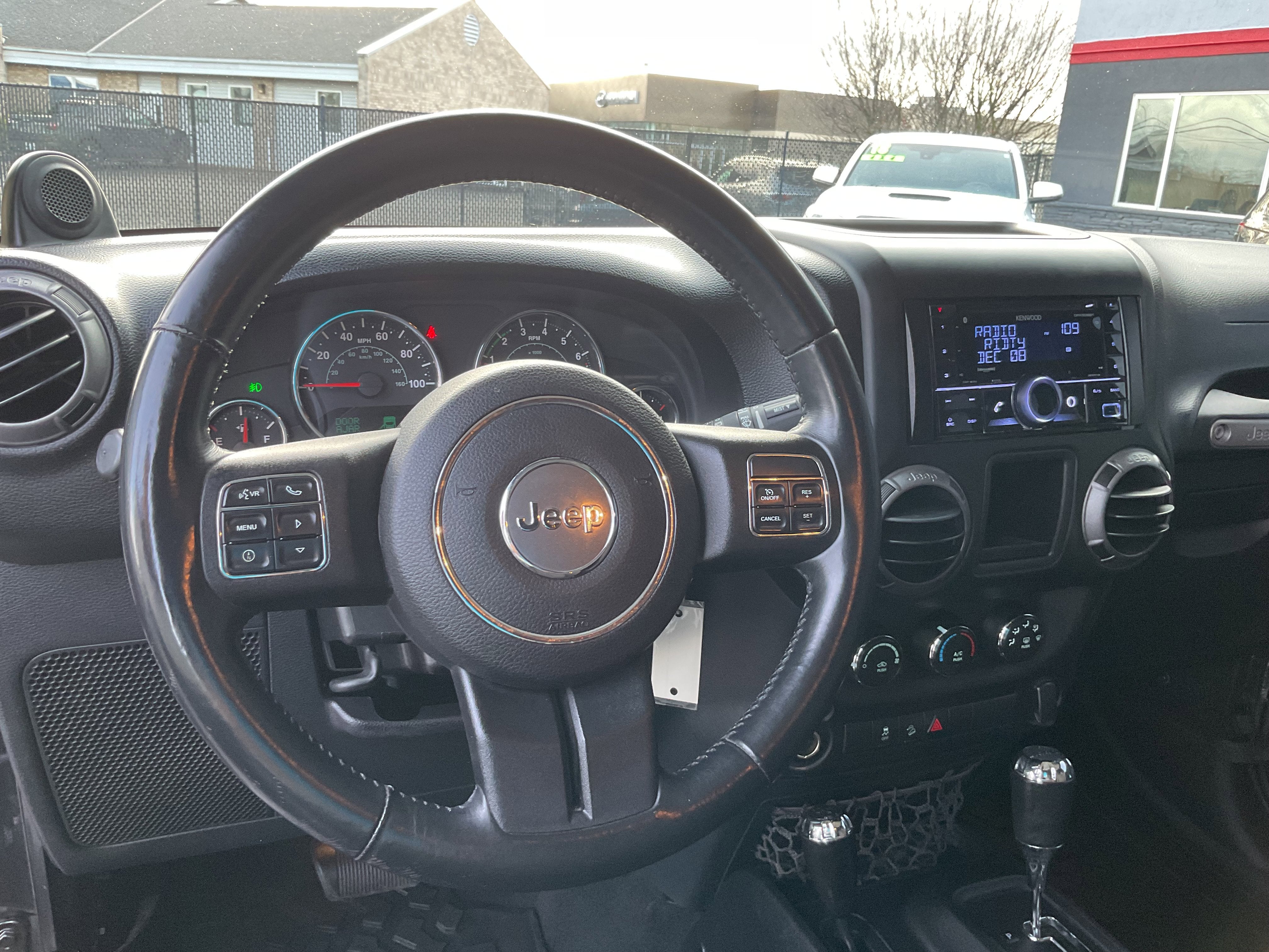 2014 Jeep Wrangler 4x4 V6 Sport