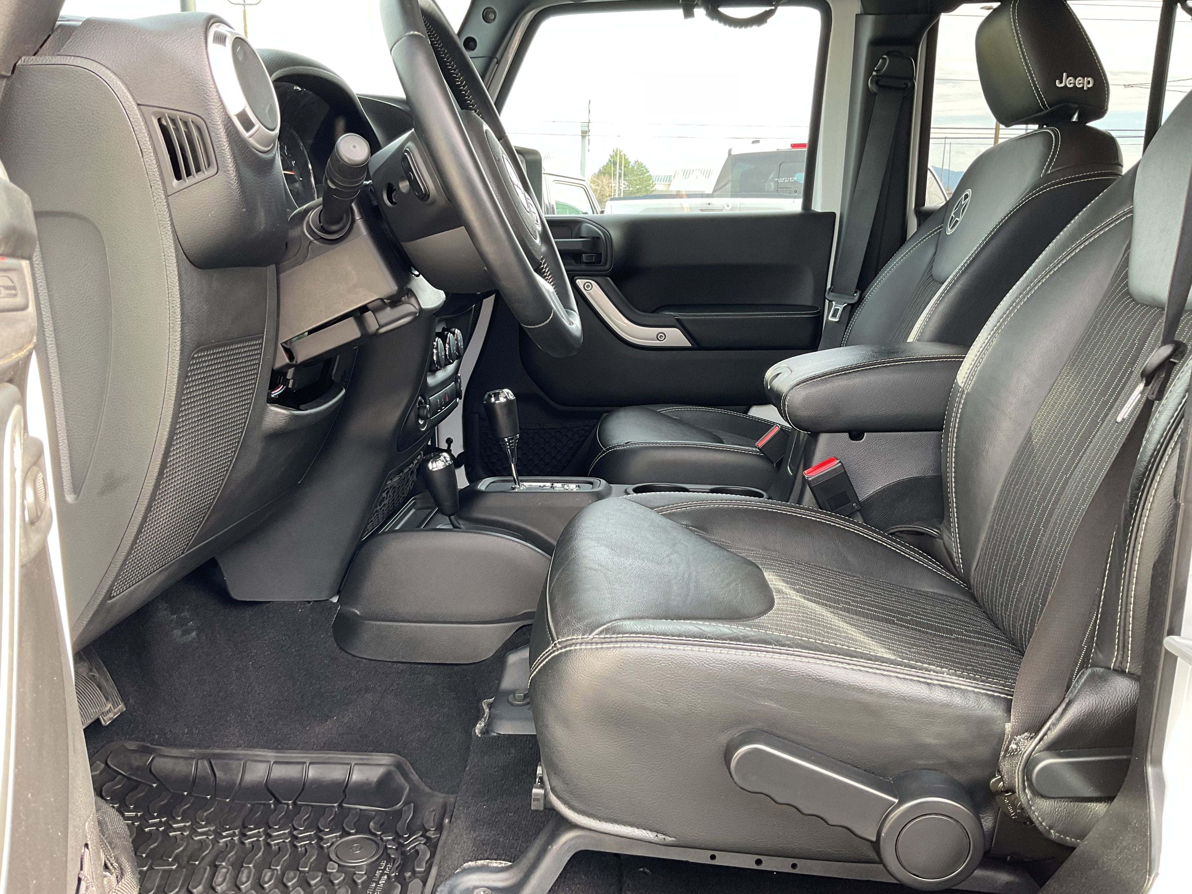 2015 Jeep Wrangler Unlimited Freedom Edition 4x4