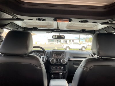 2015 Jeep Wrangler Unlimited Freedom Edition 4x4