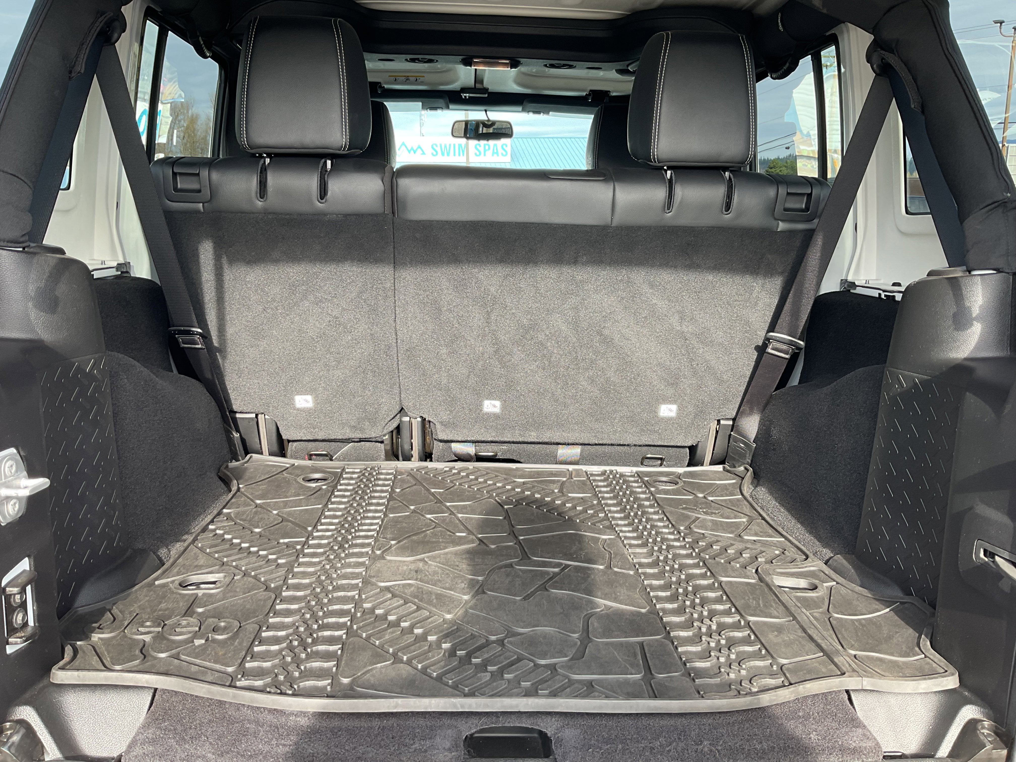 2015 Jeep Wrangler Unlimited Freedom Edition 4x4