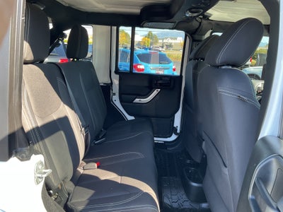 2018 Jeep Wrangler JK Unlimited Sahara 4x4