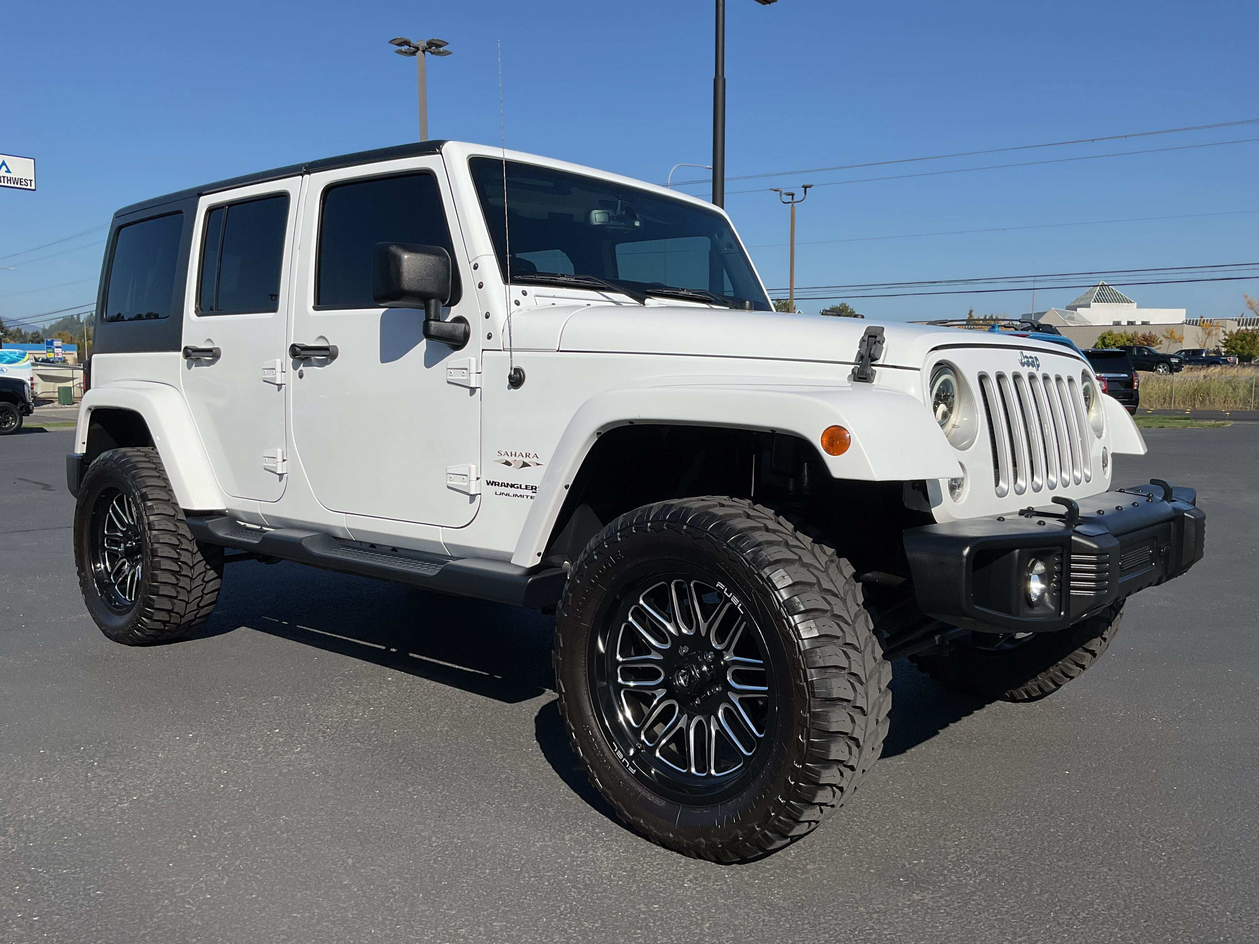 2018 Jeep Wrangler JK Unlimited Sahara 4x4