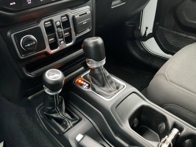 2023 Jeep Wrangler Sahara V6 4-Door 4x4