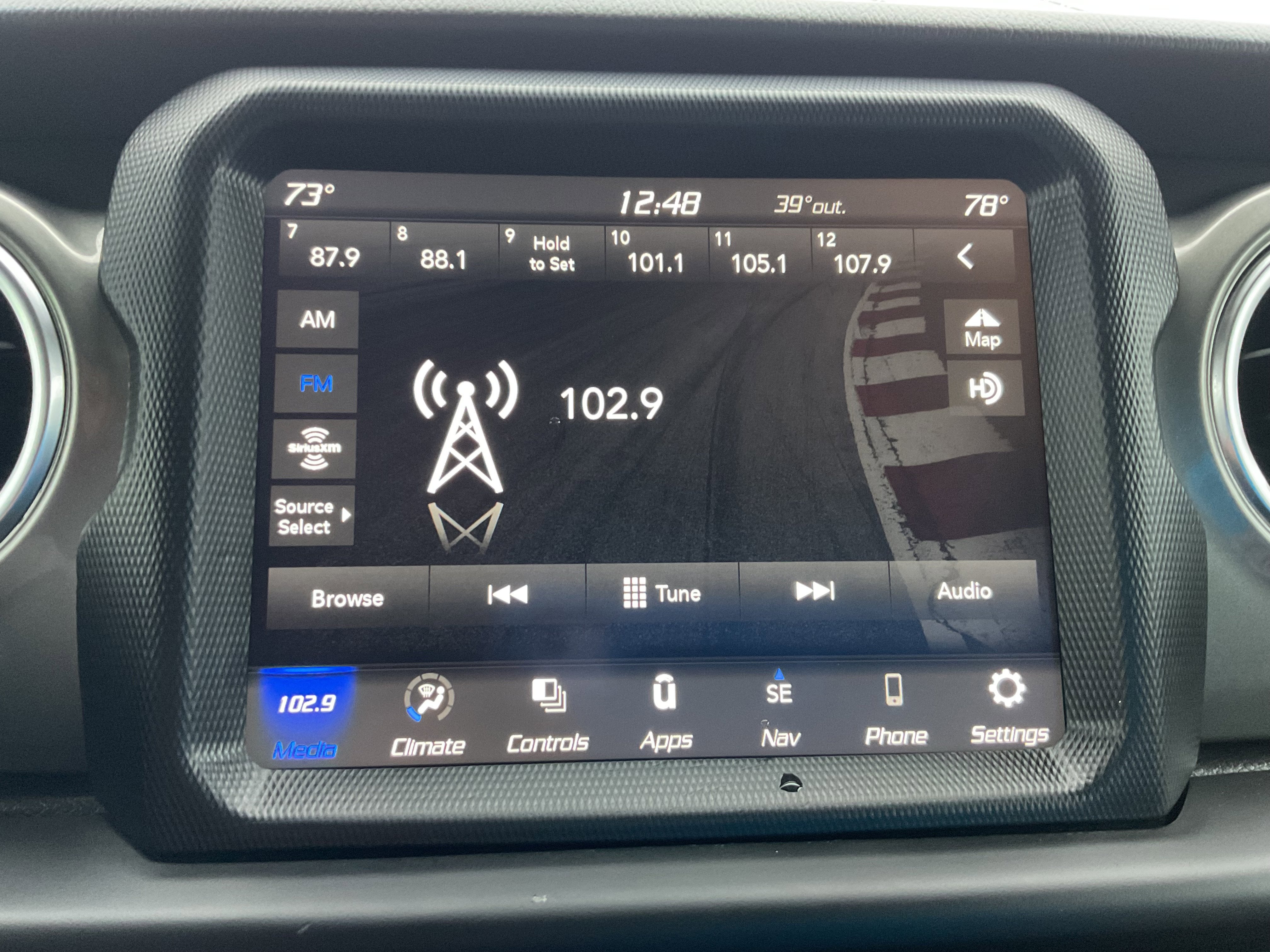 2023 Jeep Wrangler Sahara V6 4-Door 4x4