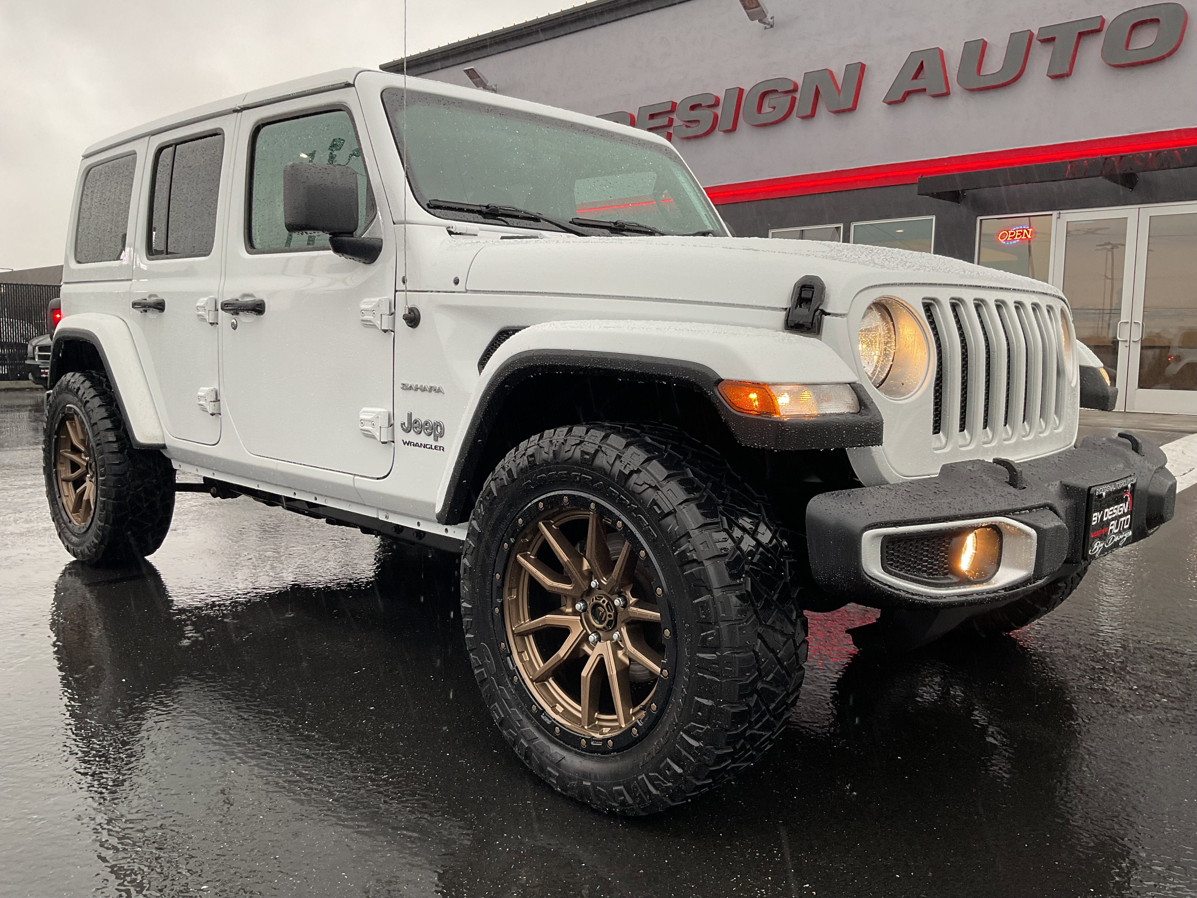2023 Jeep Wrangler Sahara V6 4-Door 4x4