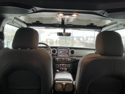 2023 Jeep Wrangler Sahara V6 4-Door 4x4