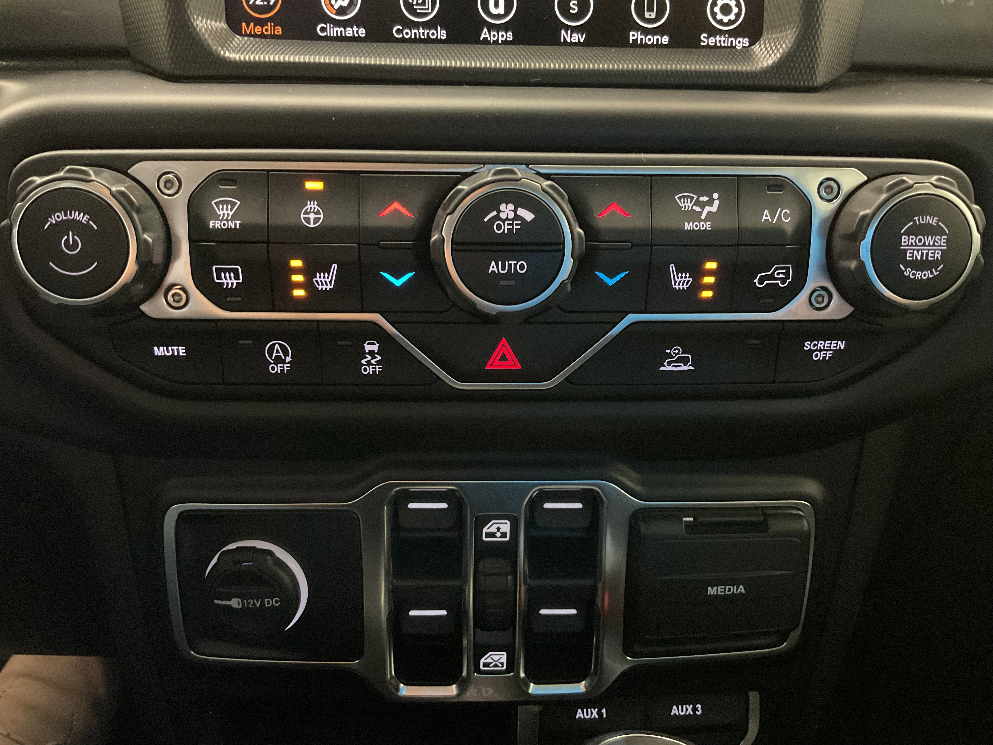 2023 Jeep Wrangler Sahara V6 4 Door 4x4