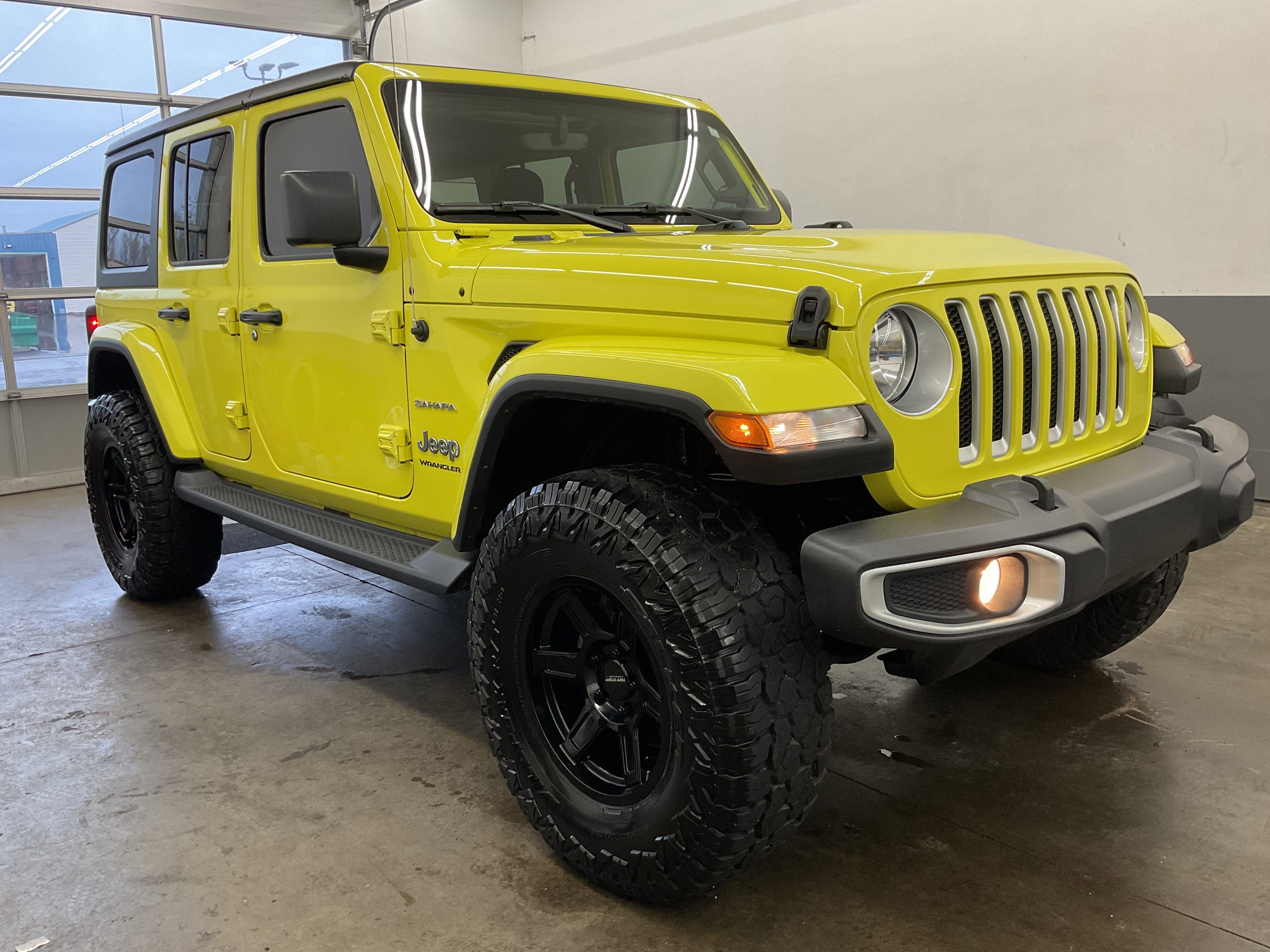 2023 Jeep Wrangler Sahara V6 4 Door 4x4
