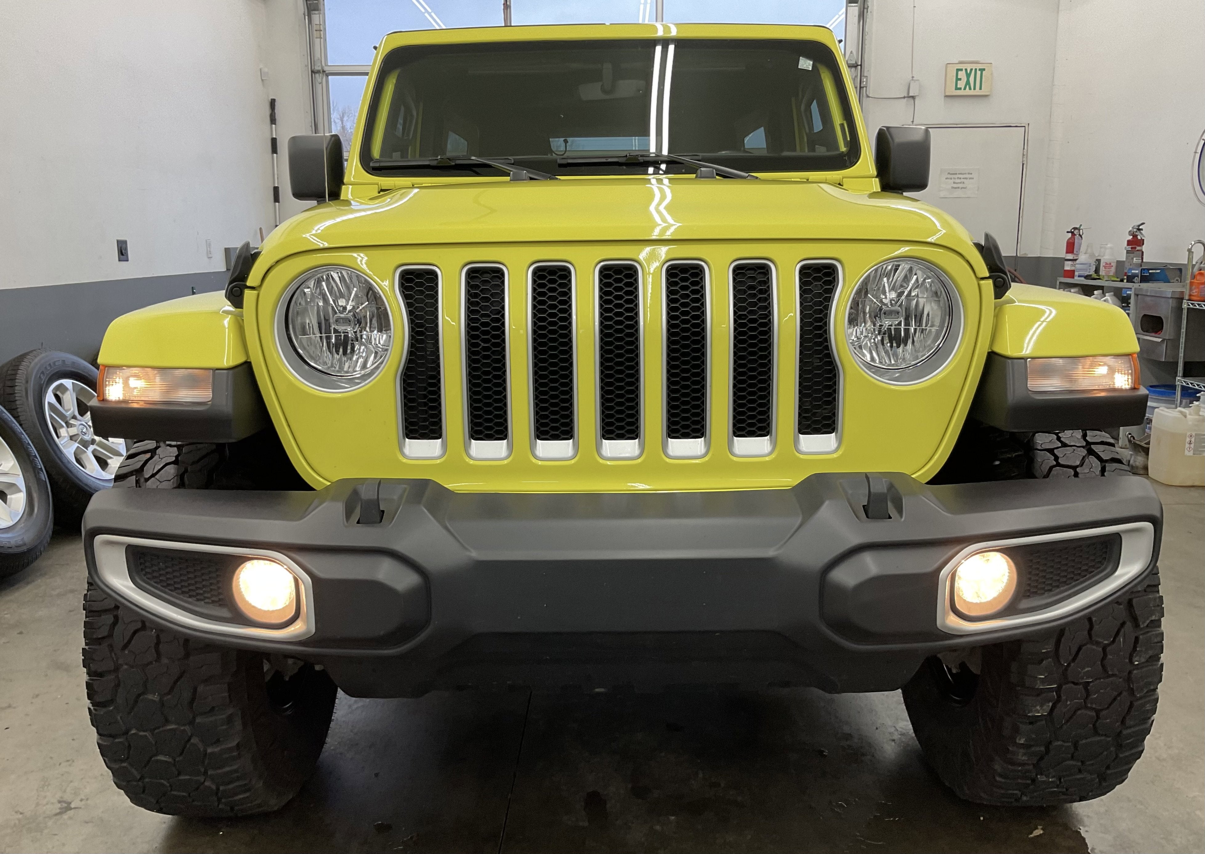 2023 Jeep Wrangler Sahara V6 4 Door 4x4