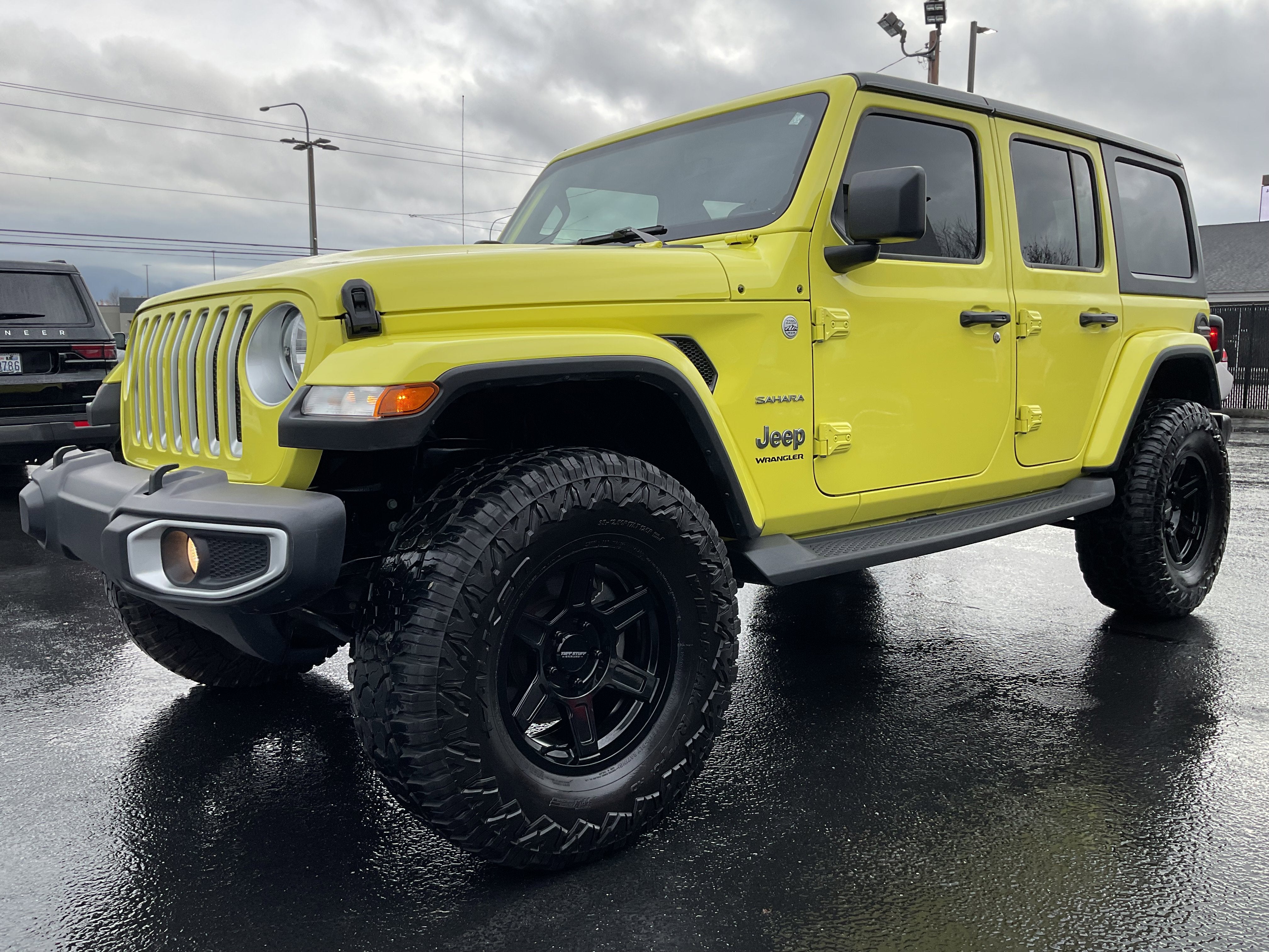 2023 Jeep Wrangler Sahara V6 4 Door 4x4