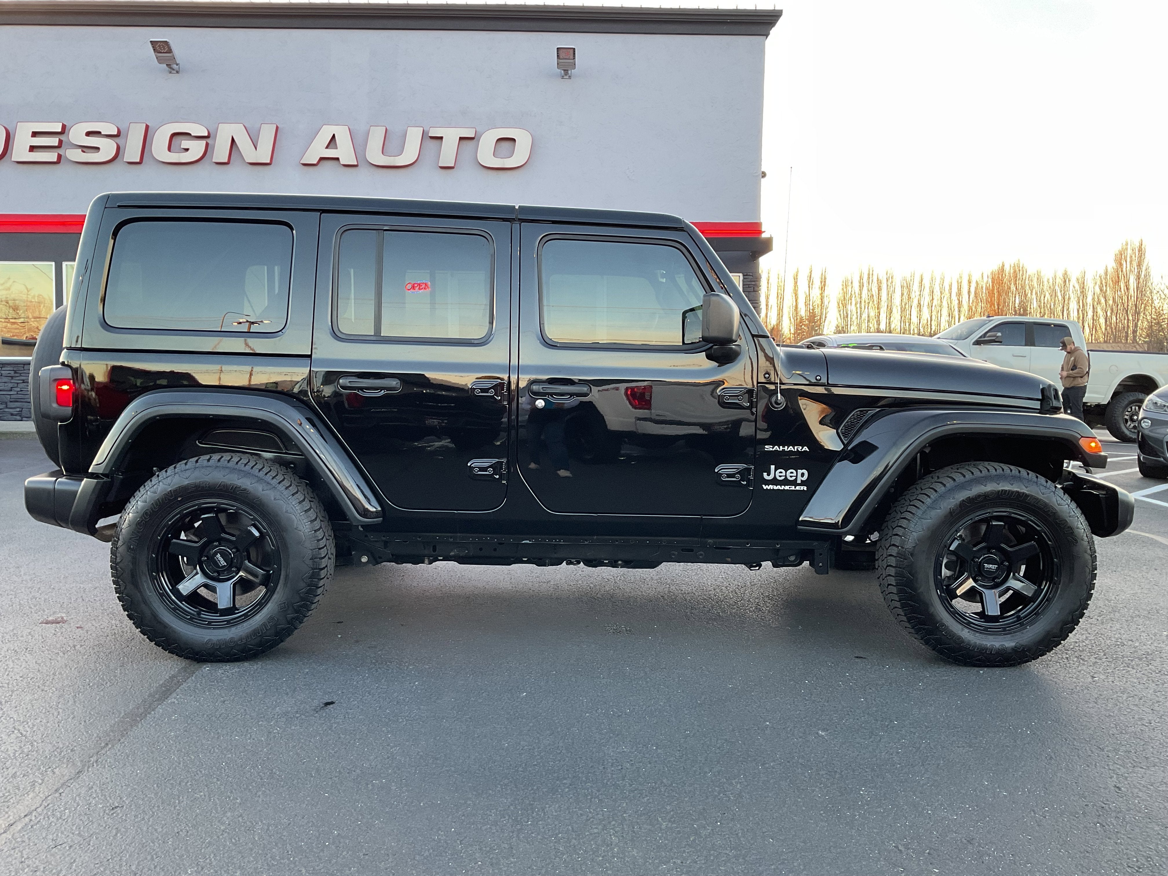2023 Jeep Wrangler Sahara V6 4-Door 4x4