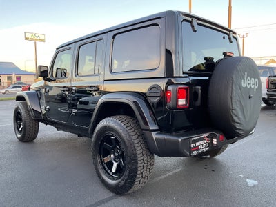 2023 Jeep Wrangler Sahara V6 4-Door 4x4