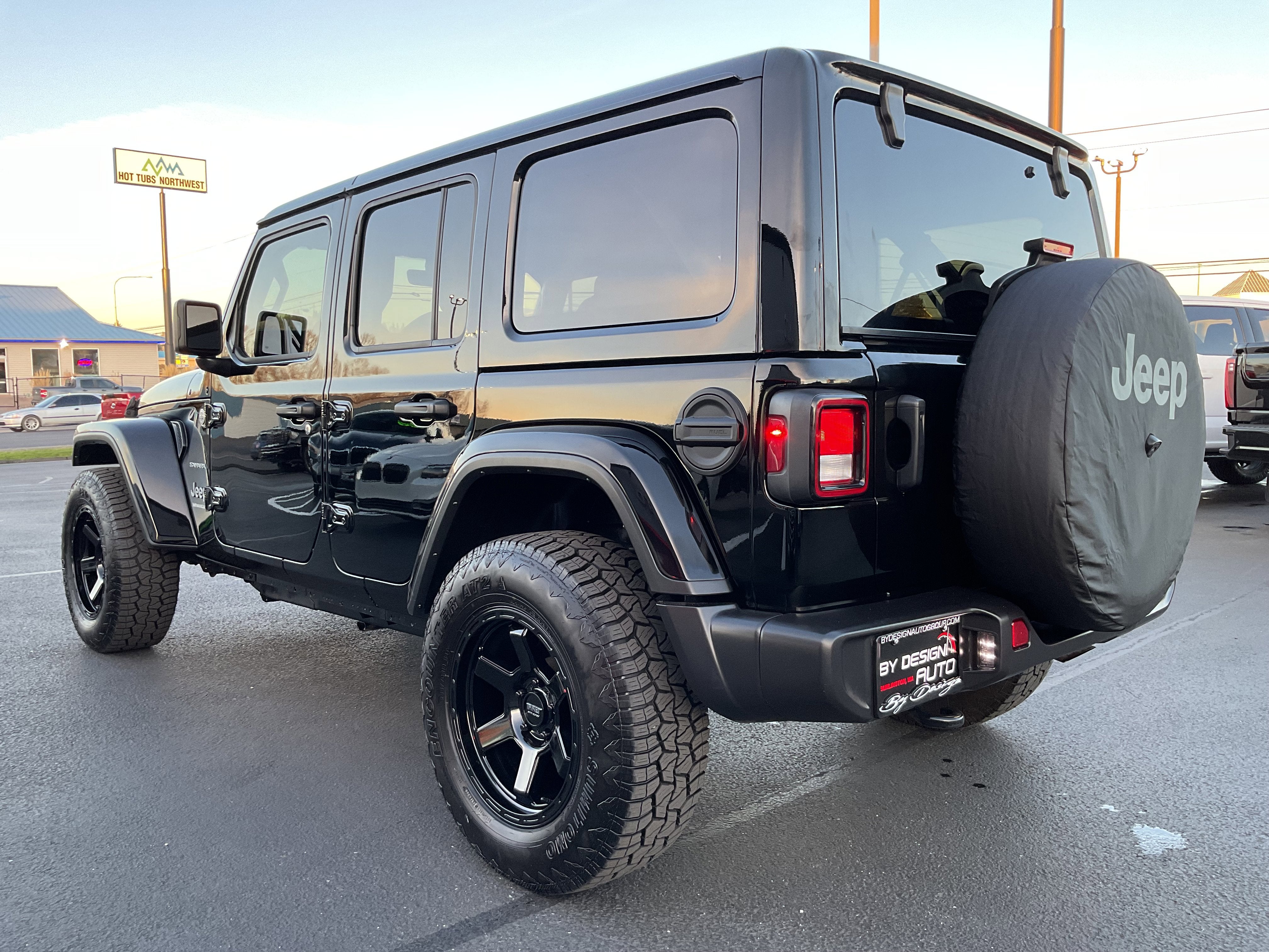 2023 Jeep Wrangler Sahara V6 4-Door 4x4