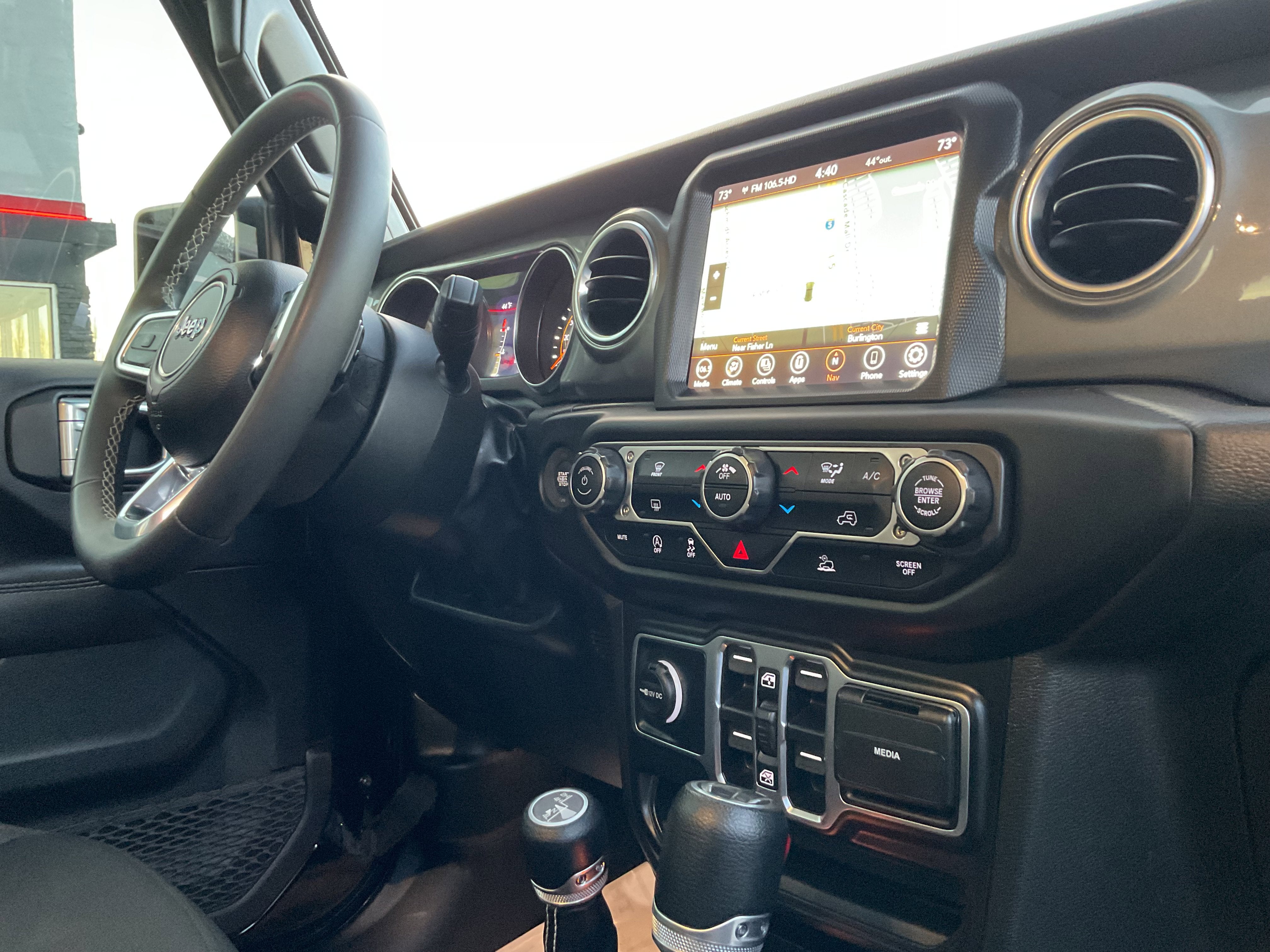 2023 Jeep Wrangler Sahara V6 4-Door 4x4