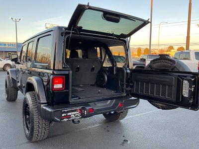 2023 Jeep Wrangler Sahara V6 4-Door 4x4