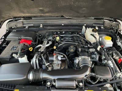 2023 Jeep Wrangler Sahara V6 4-Door 4x4