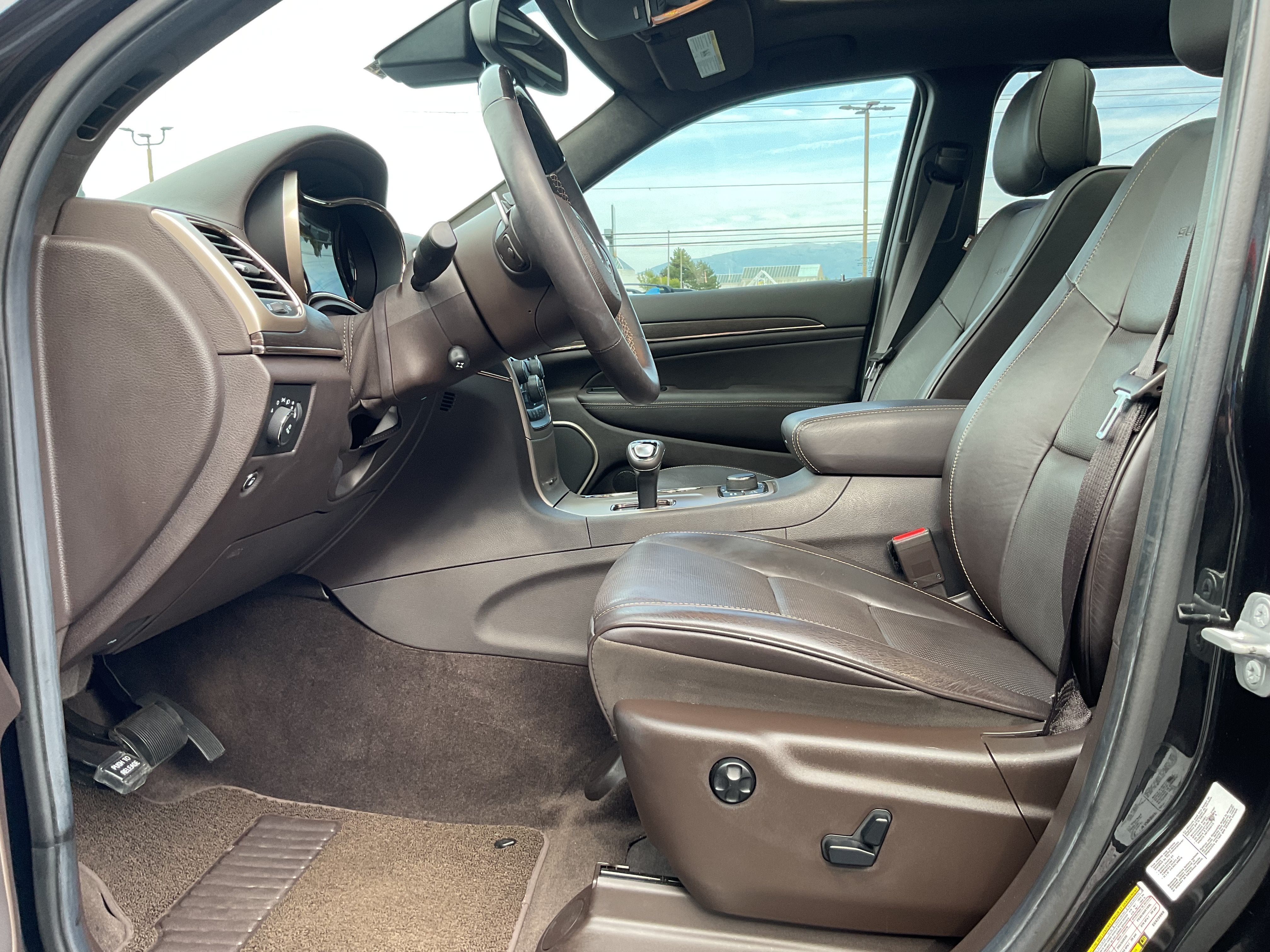 2014 Jeep Grand Cherokee Summit-Diesel 4x4
