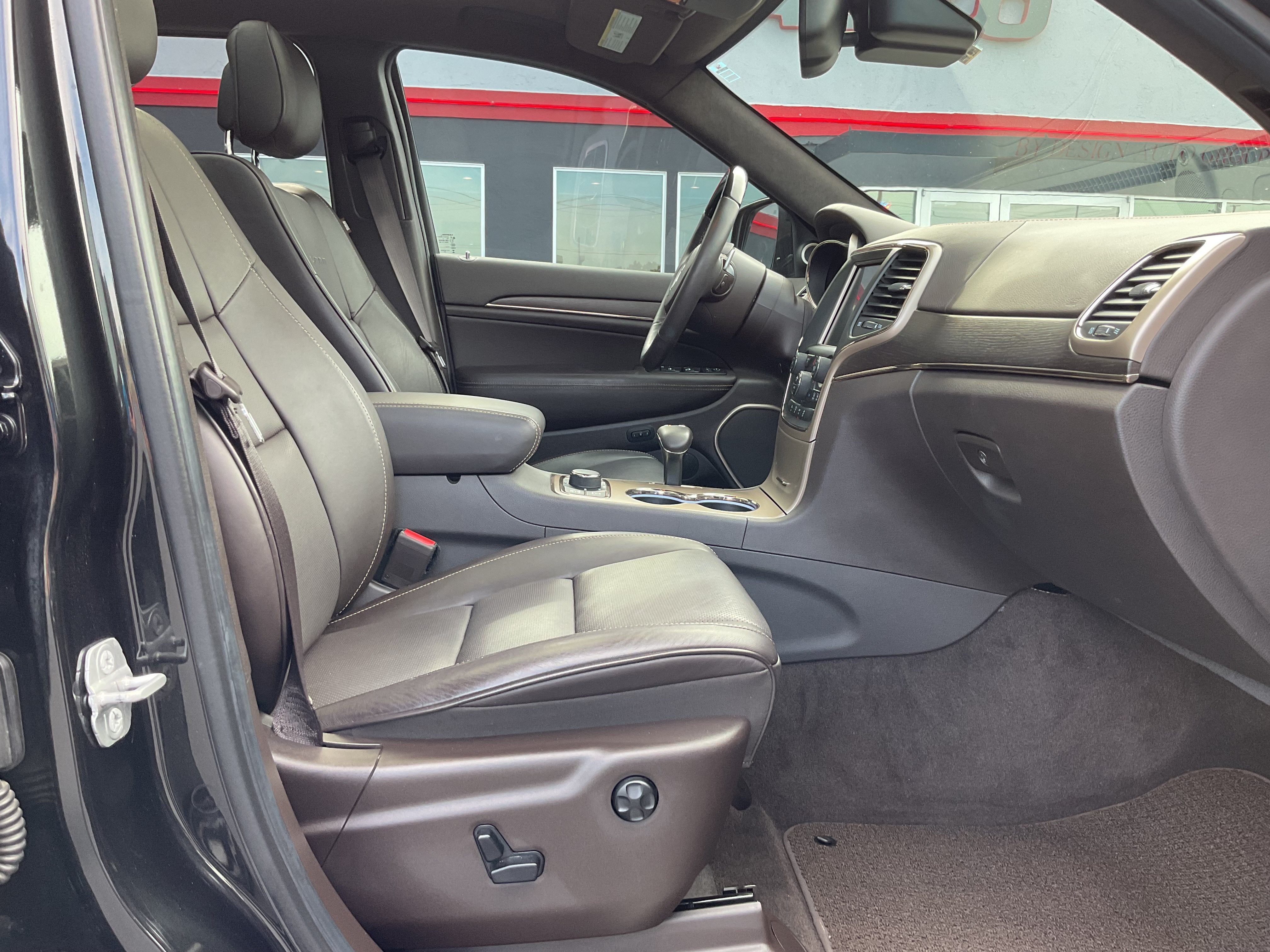 2014 Jeep Grand Cherokee Summit-Diesel 4x4