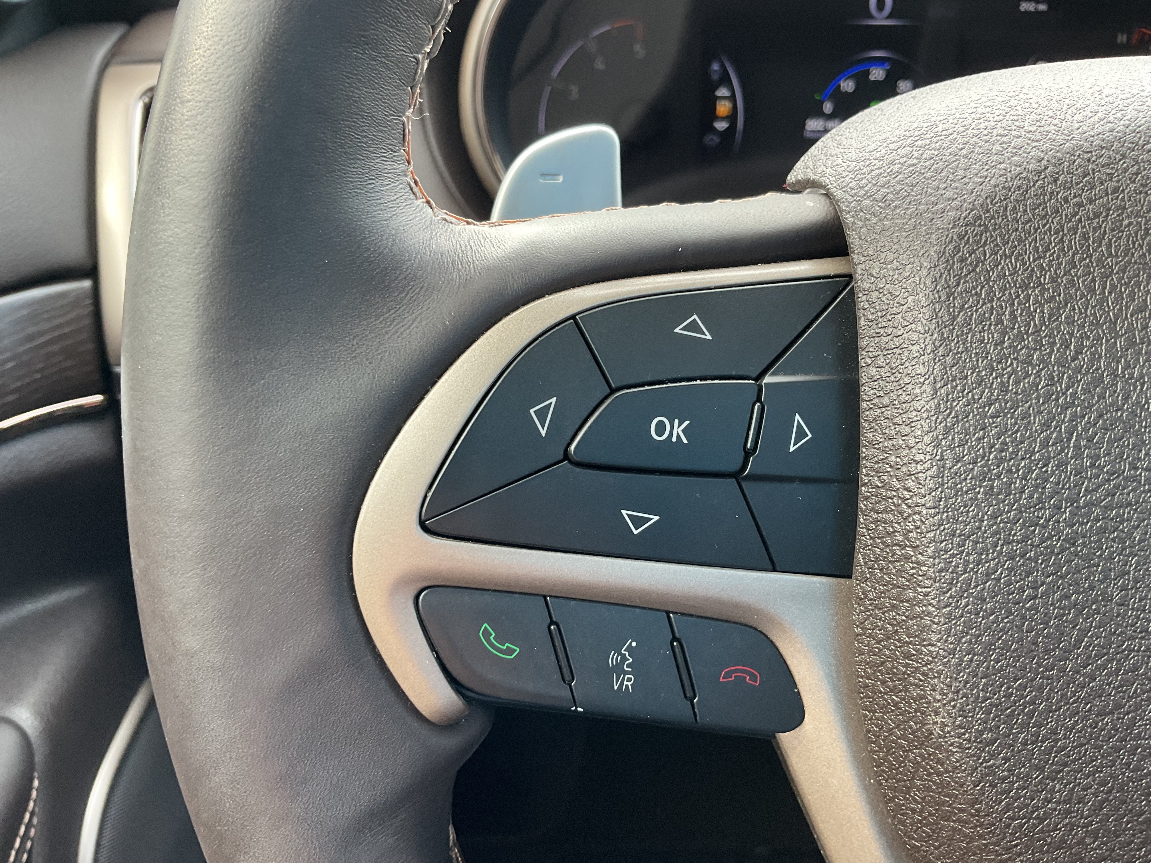 2014 Jeep Grand Cherokee Summit-Diesel 4x4