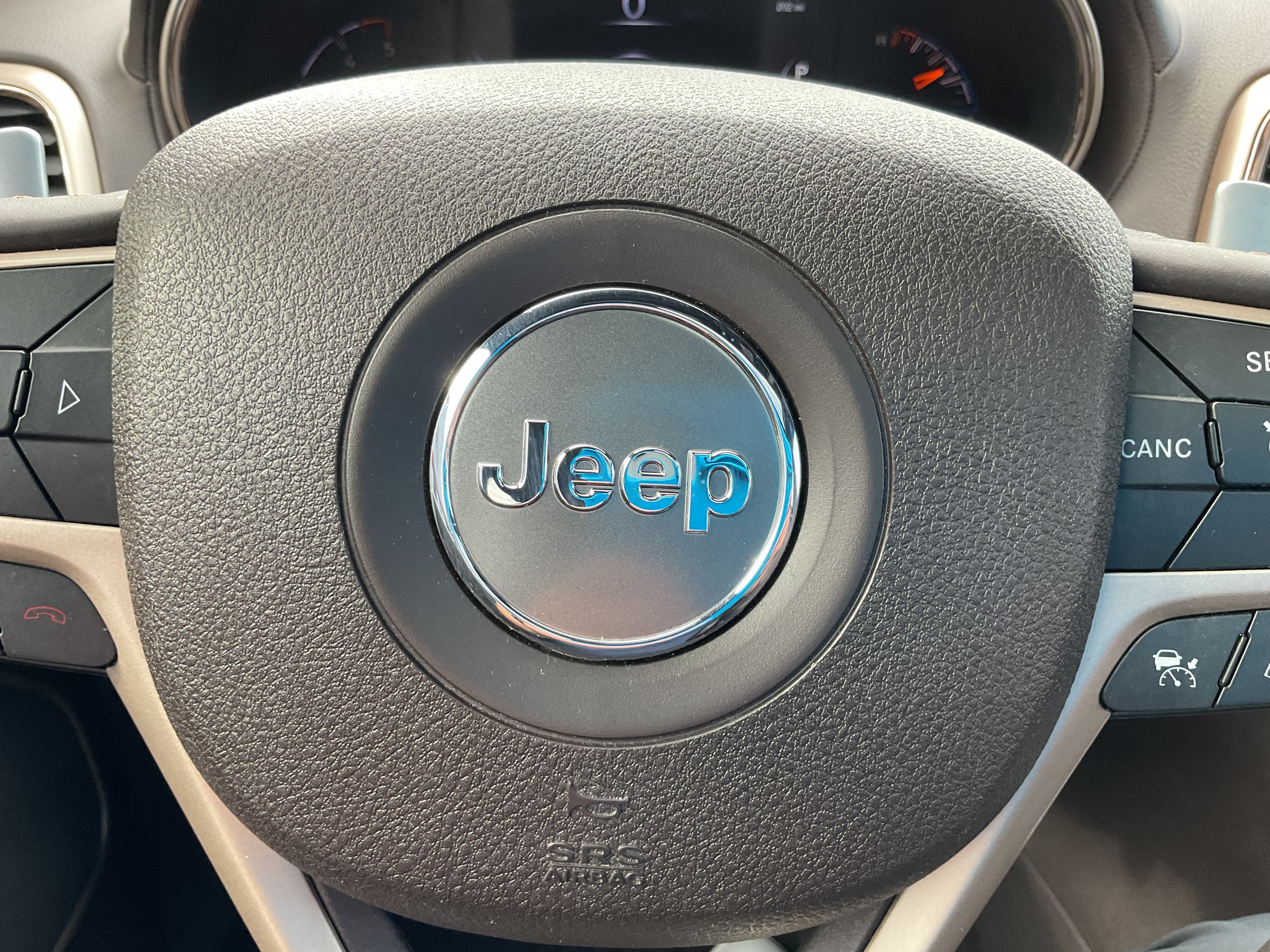 2014 Jeep Grand Cherokee Summit-Diesel 4x4