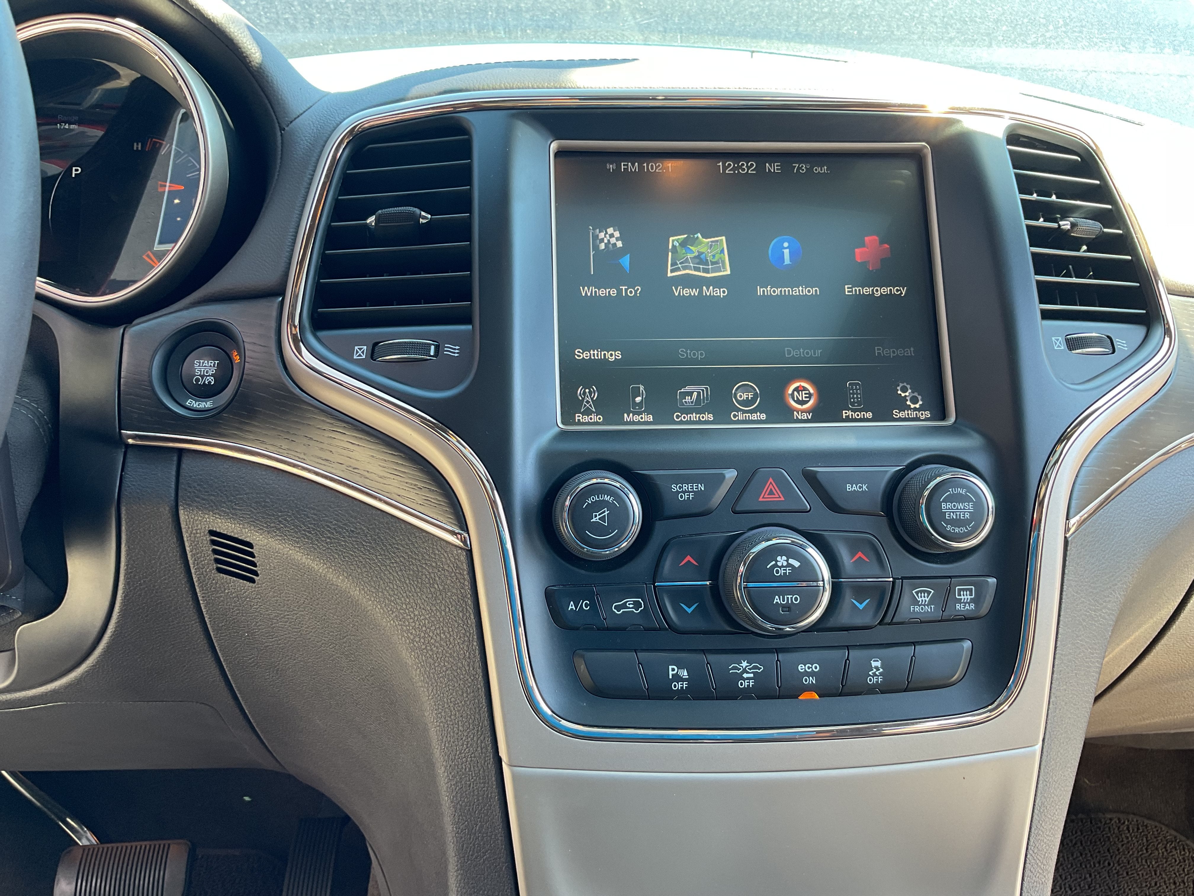 2014 Jeep Grand Cherokee Summit-Diesel 4x4