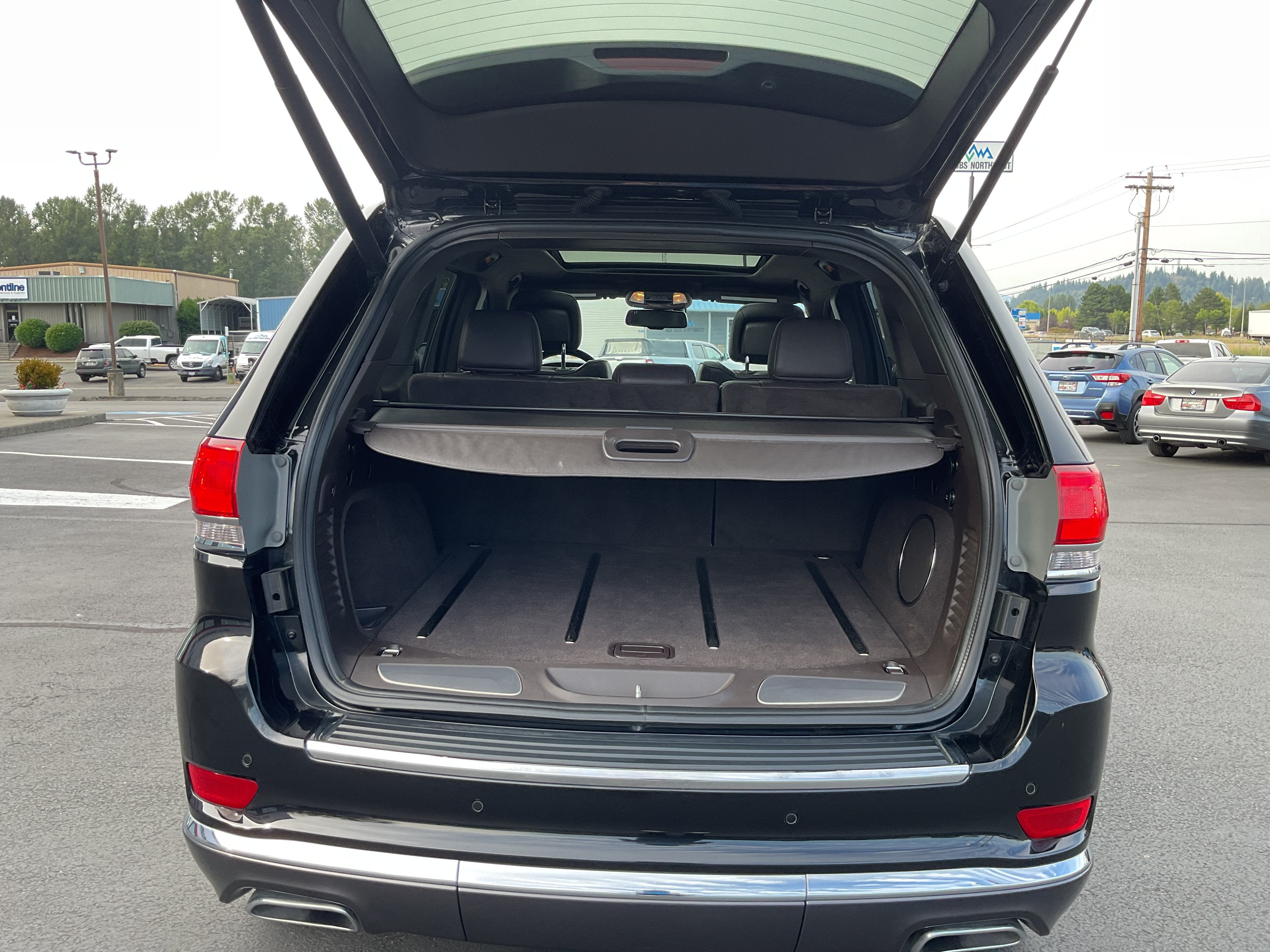 2014 Jeep Grand Cherokee Summit-Diesel 4x4