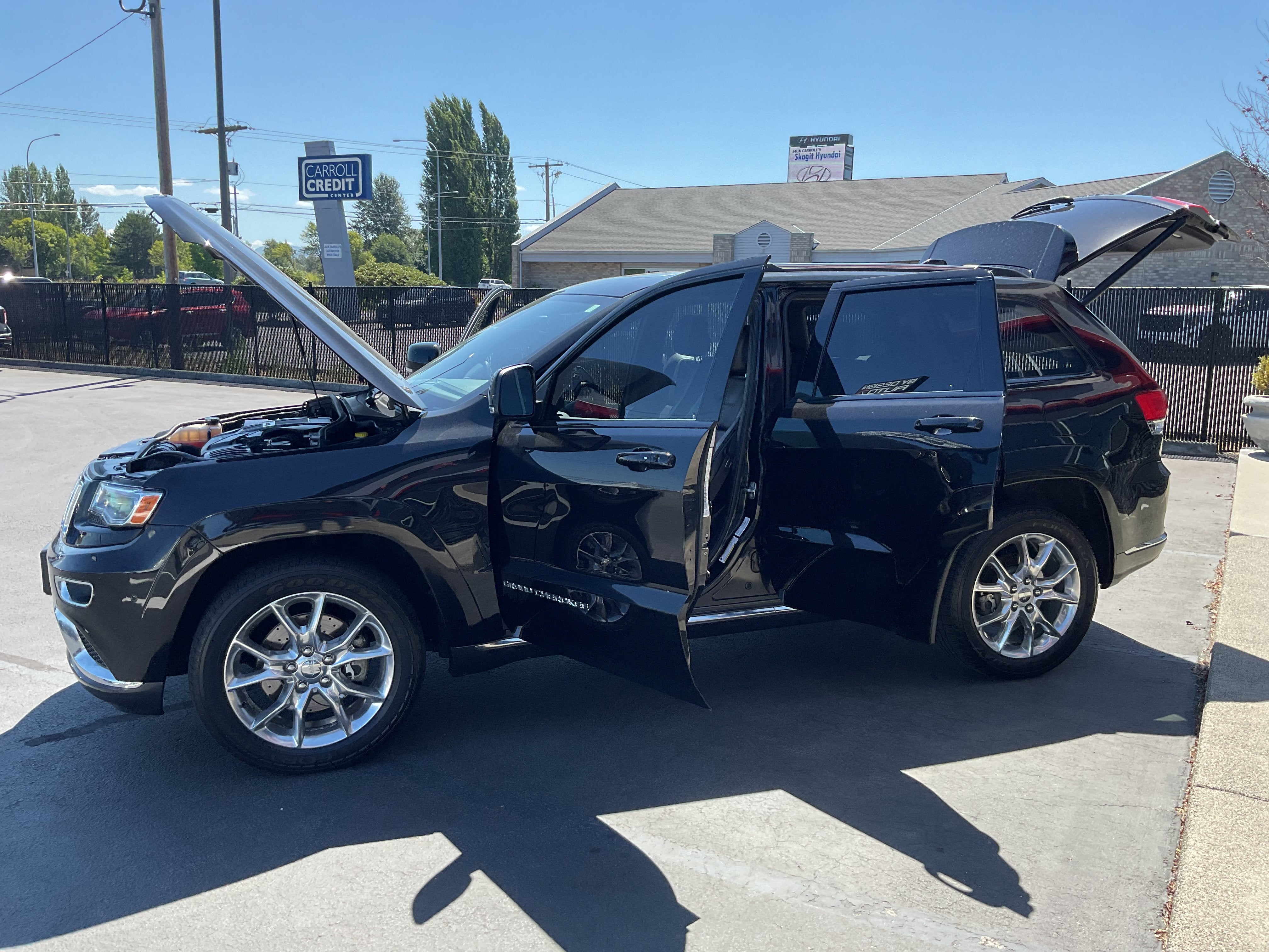 2014 Jeep Grand Cherokee Summit-Diesel 4x4
