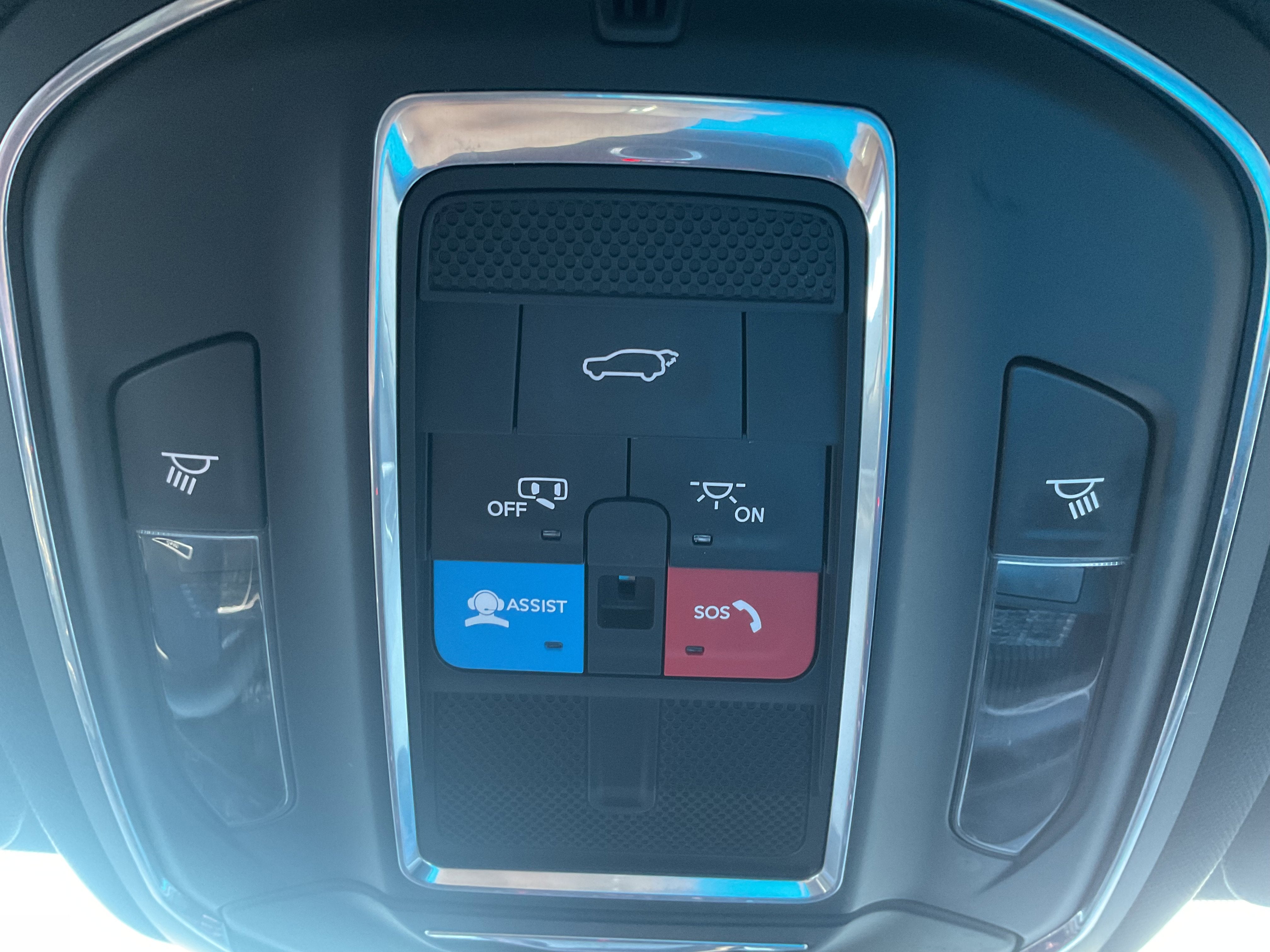 2024 Jeep Grand Cherokee L Altitude w/3rd row 4x4