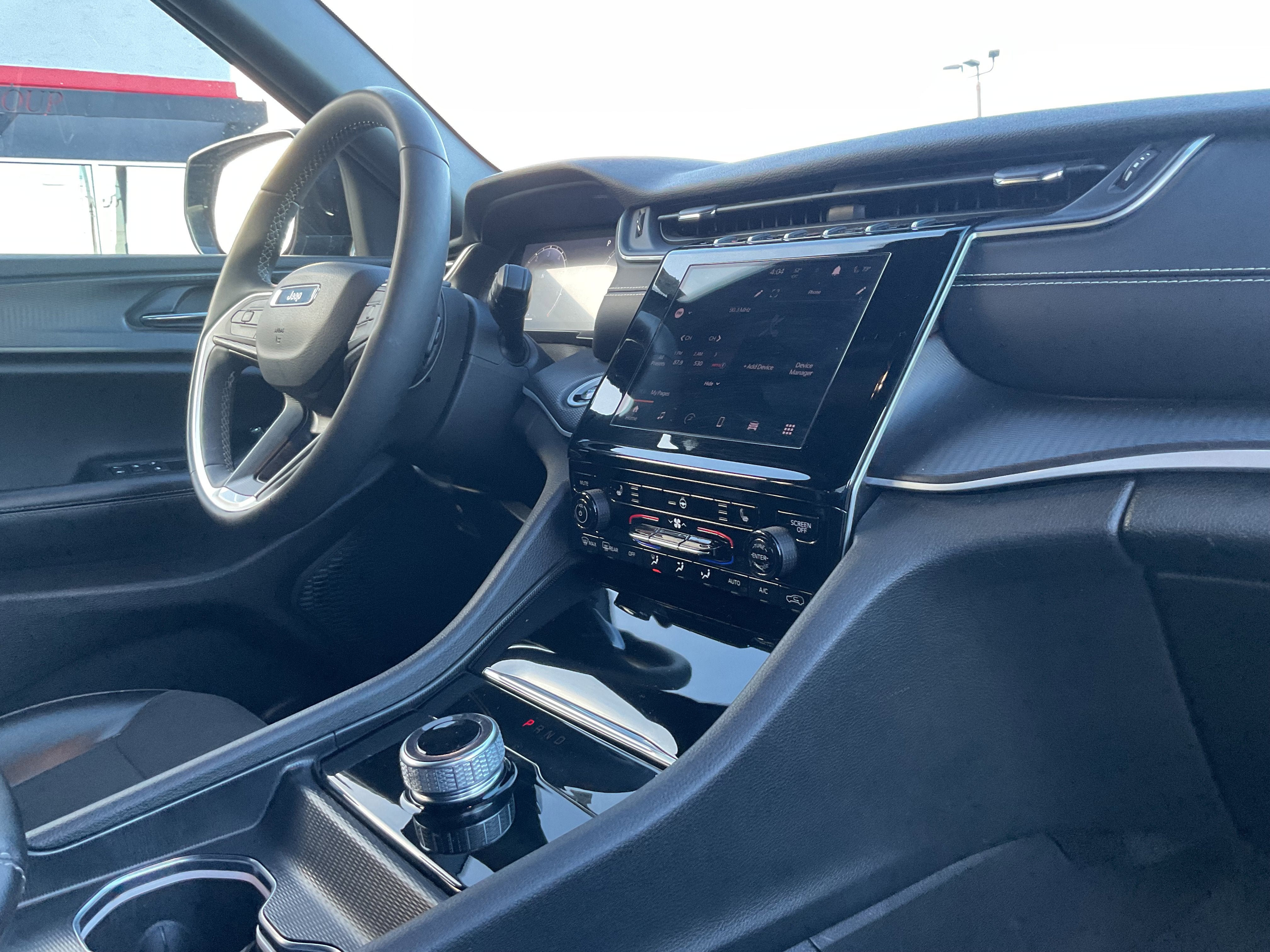 2024 Jeep Grand Cherokee L Altitude w/3rd row 4x4