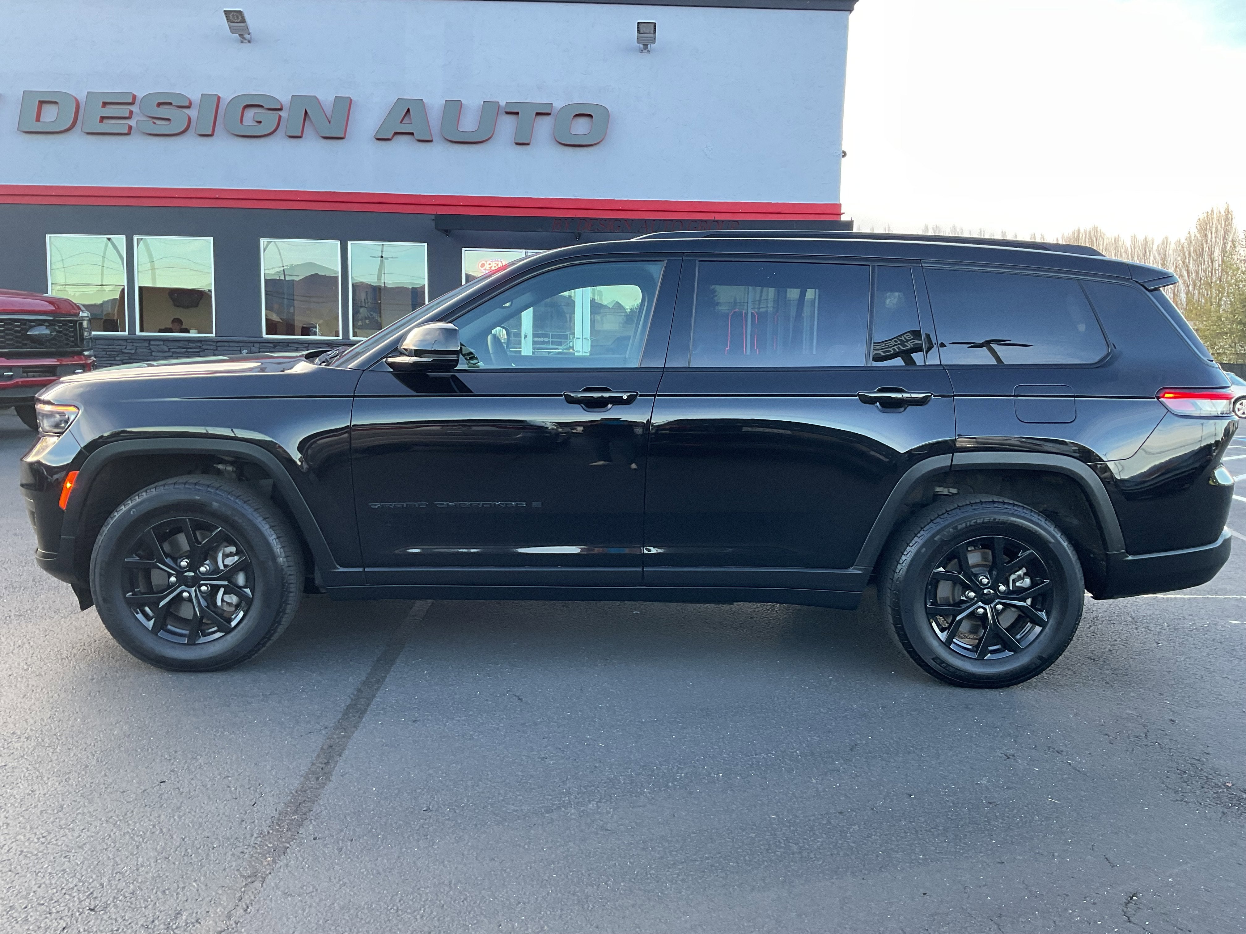 2024 Jeep Grand Cherokee L Altitude w/3rd row 4x4