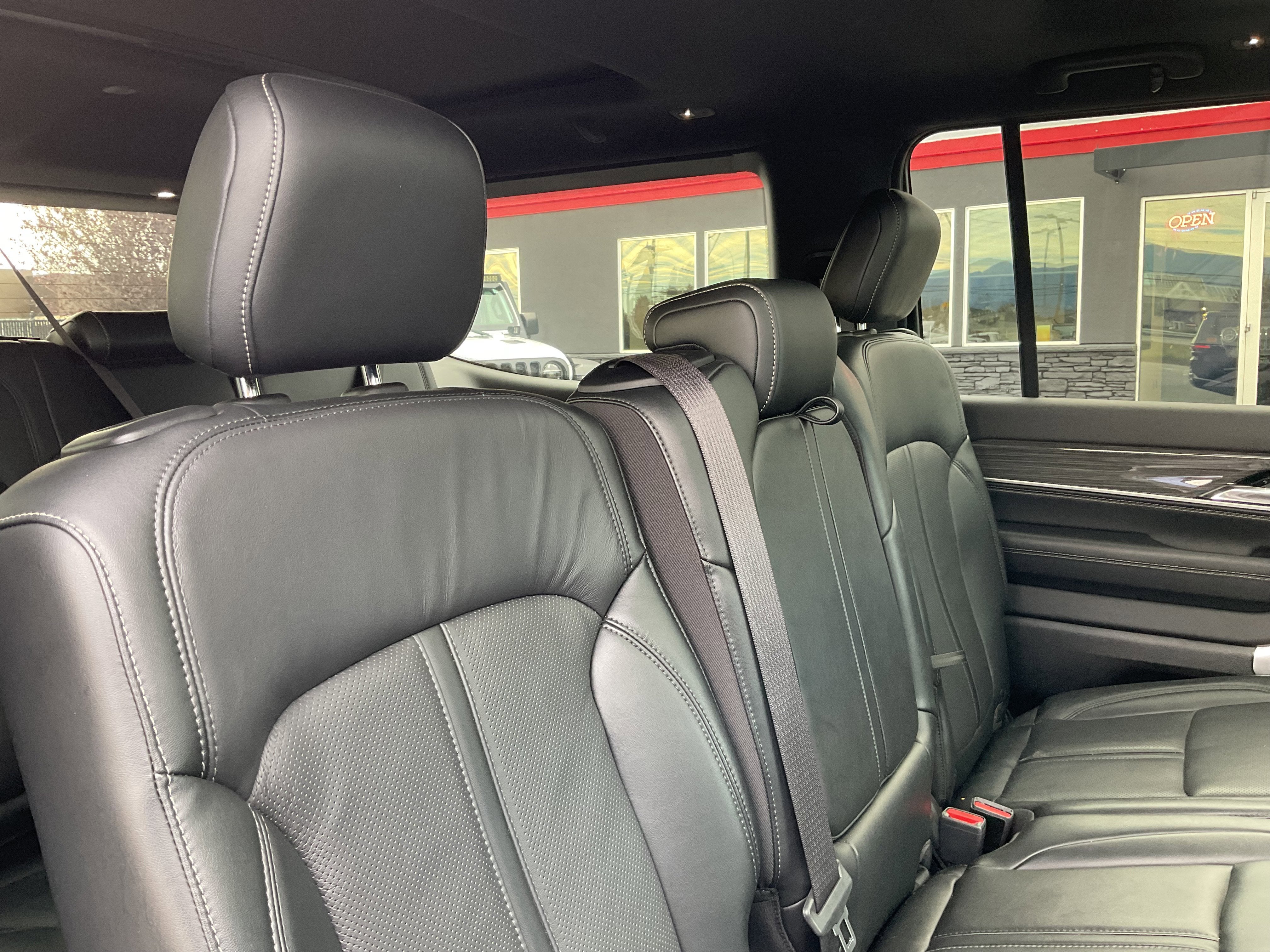 2022 Jeep Wagoneer Series III 4x4