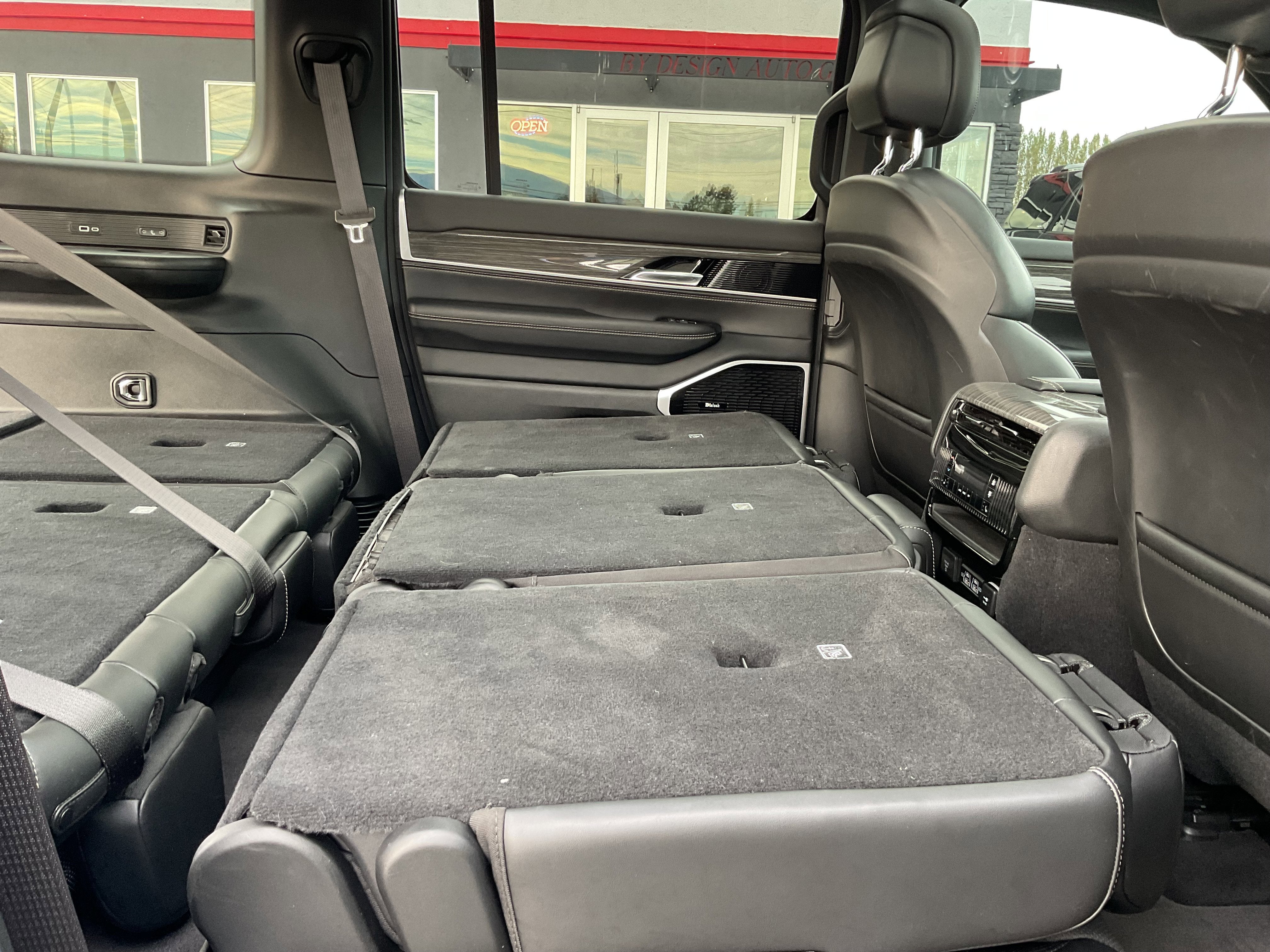 2022 Jeep Wagoneer Series III 4x4