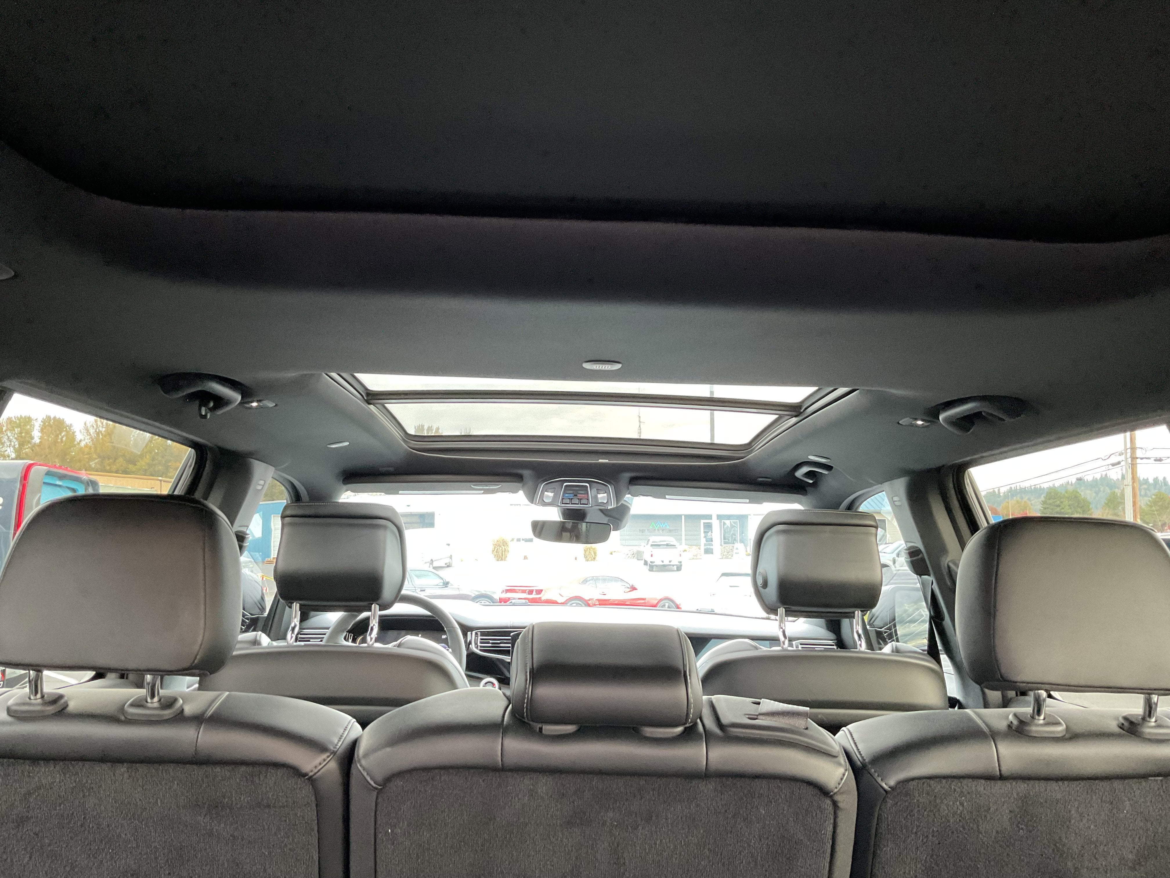 2022 Jeep Wagoneer Series III 4x4