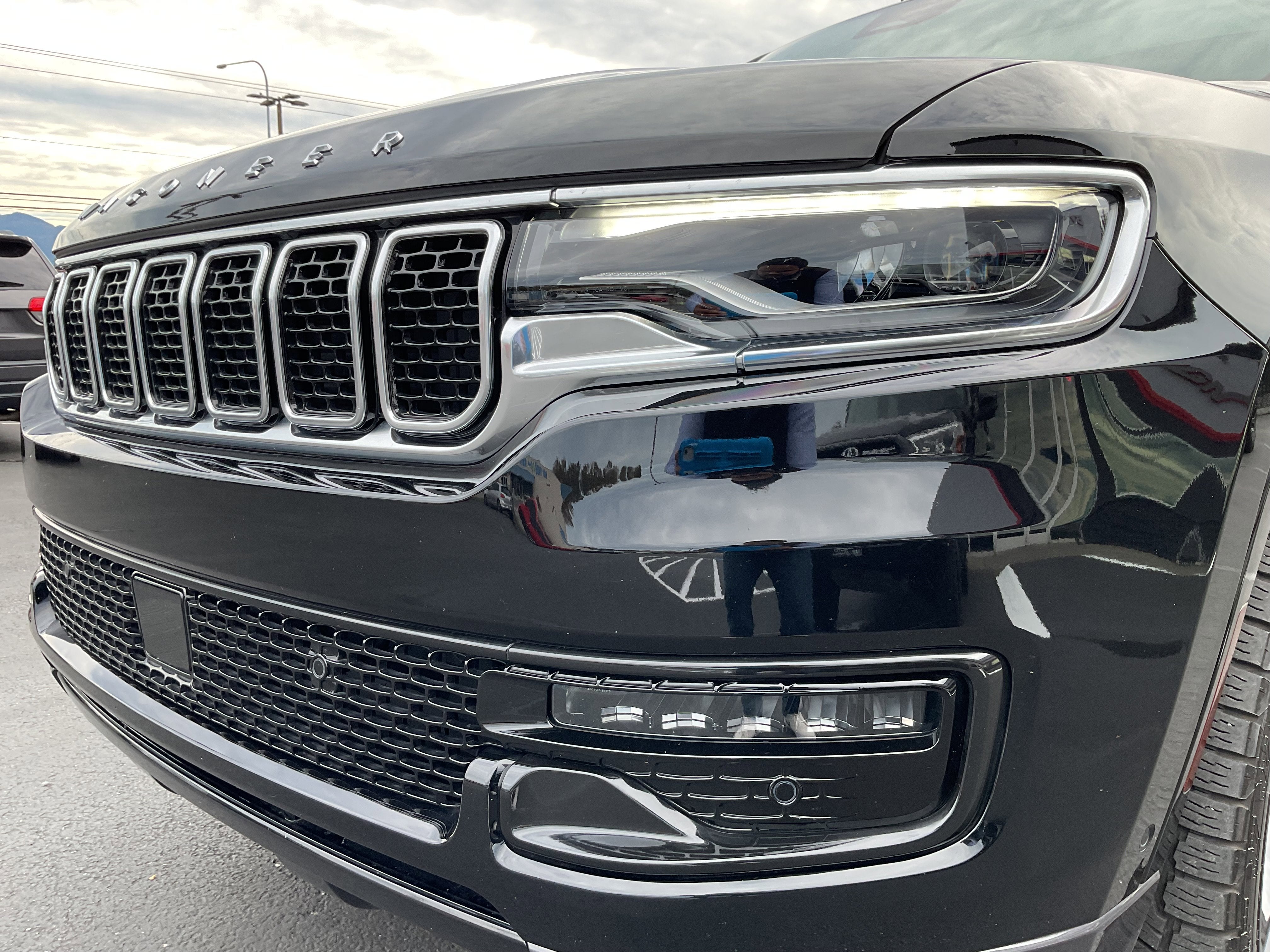 2022 Jeep Wagoneer Series III 4x4