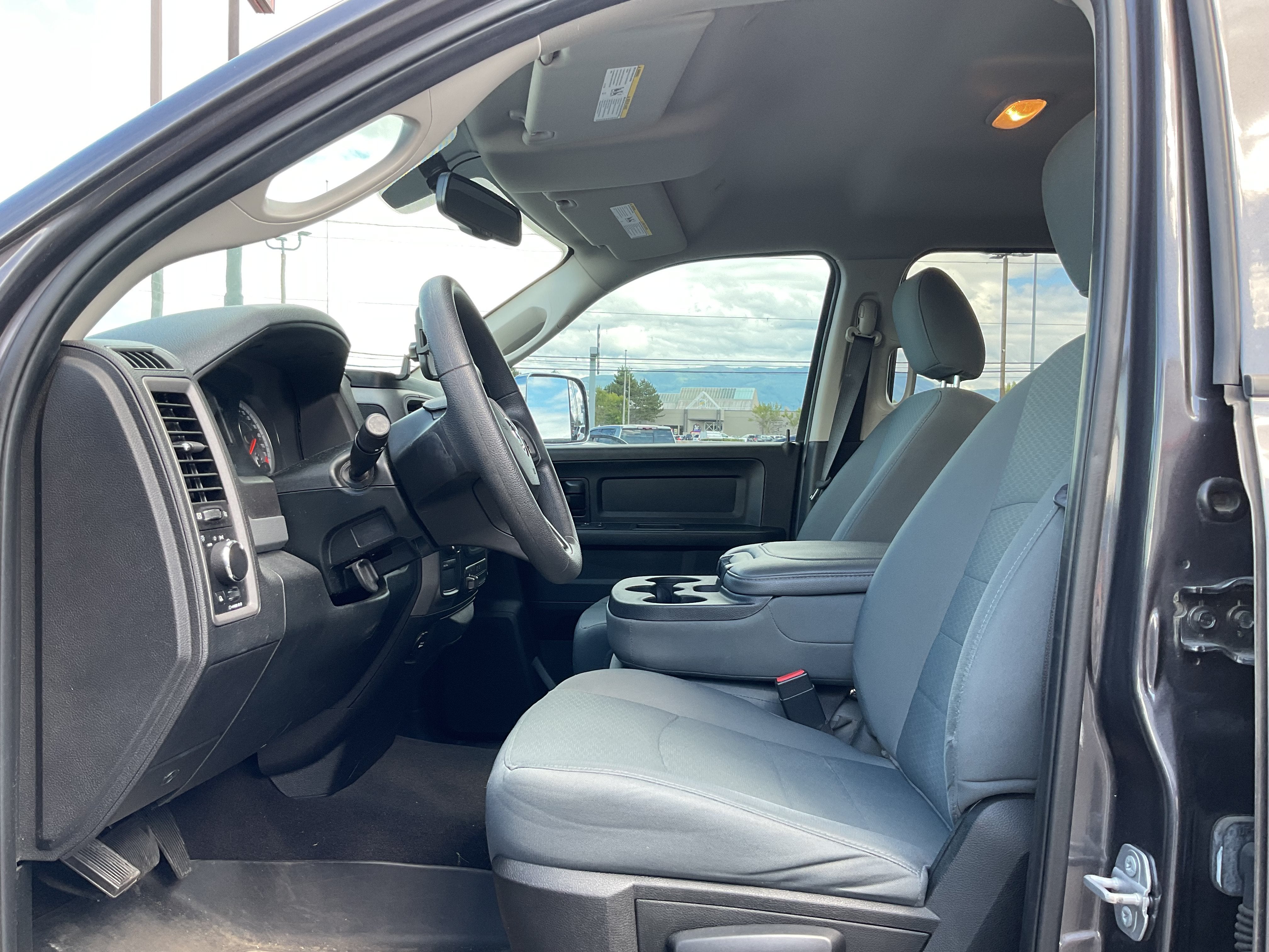 2018 RAM 1500 Tradesman HEMI 4x4