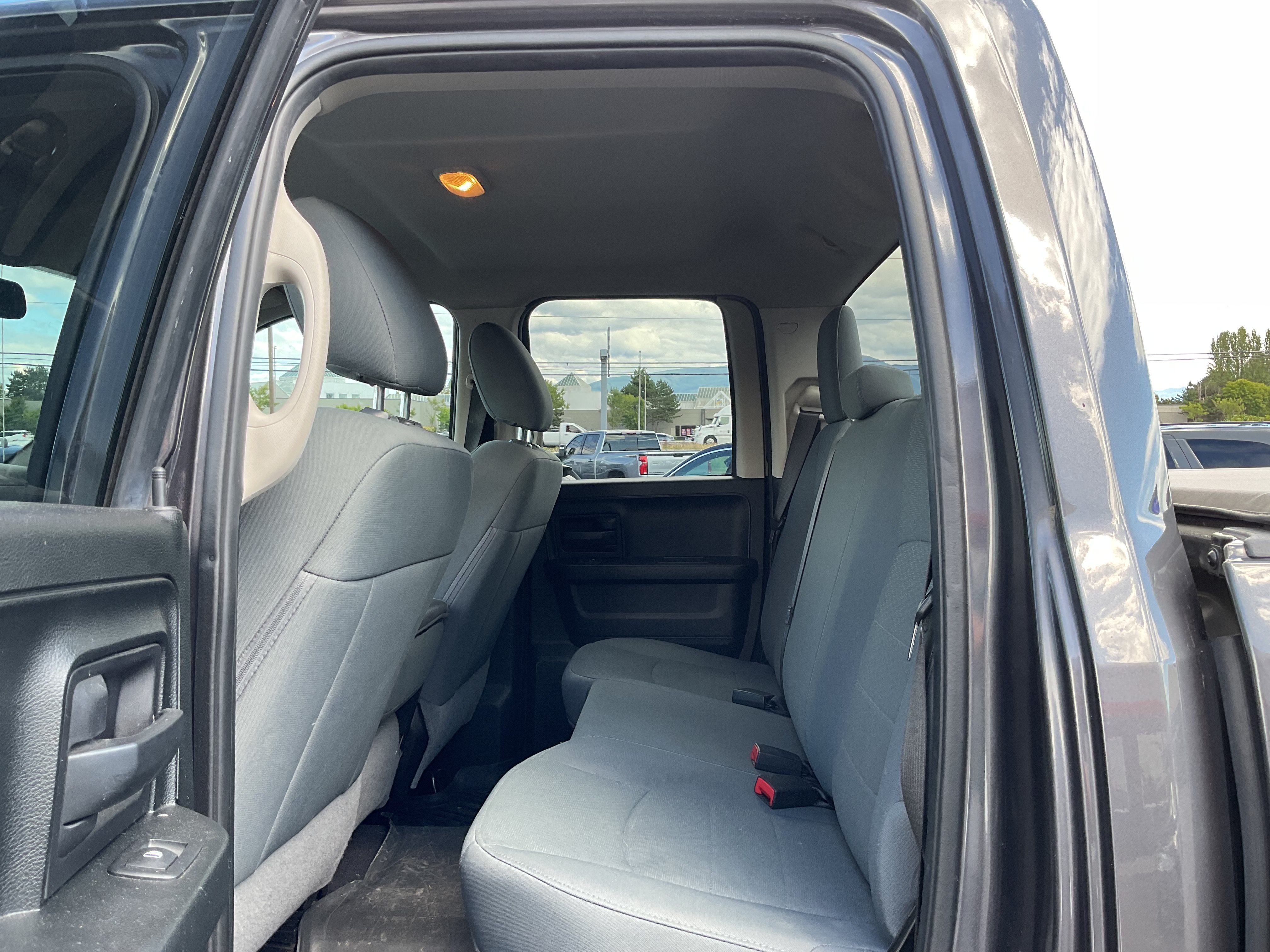 2018 RAM 1500 Tradesman HEMI 4x4