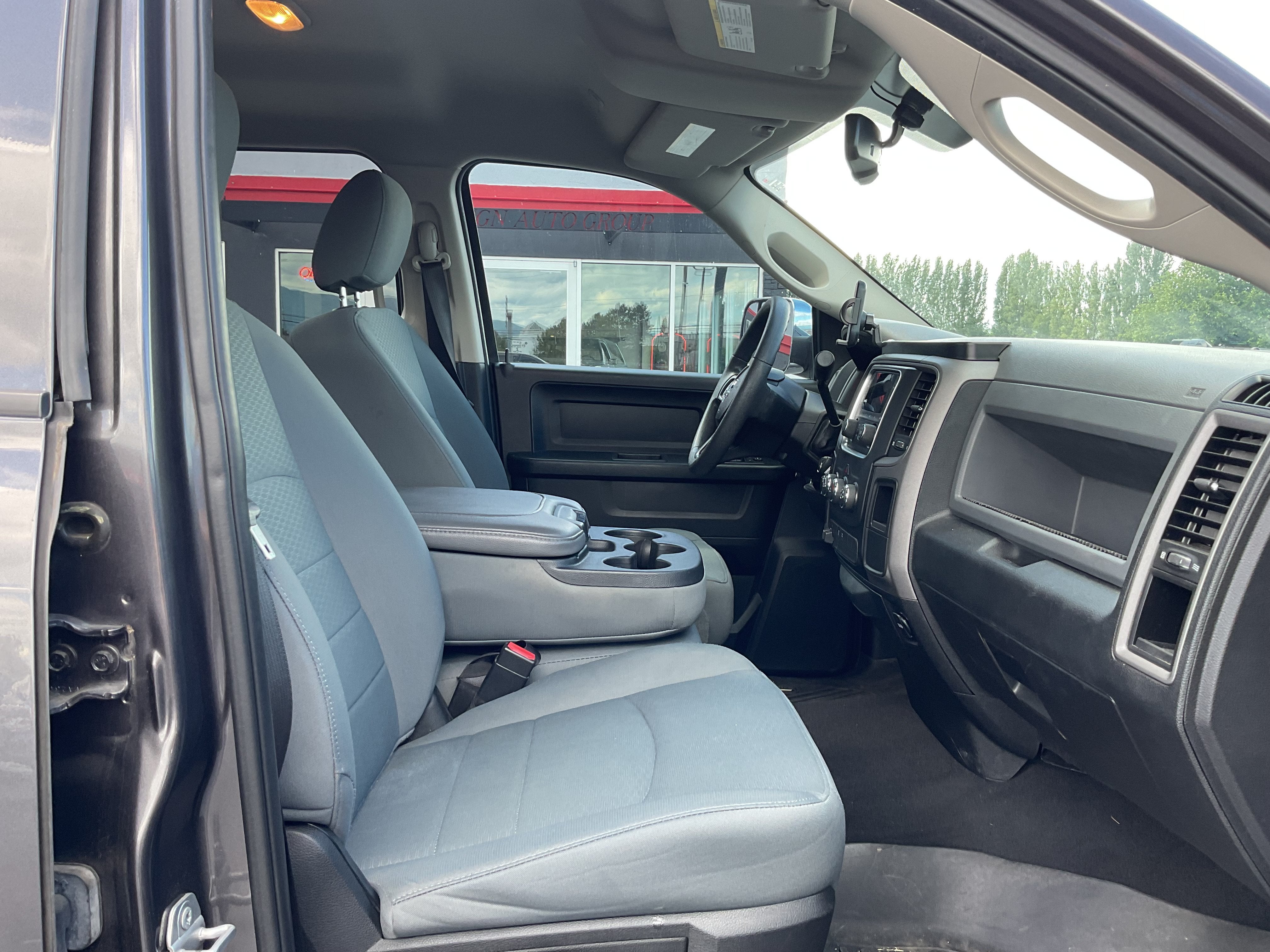 2018 RAM 1500 Tradesman HEMI 4x4