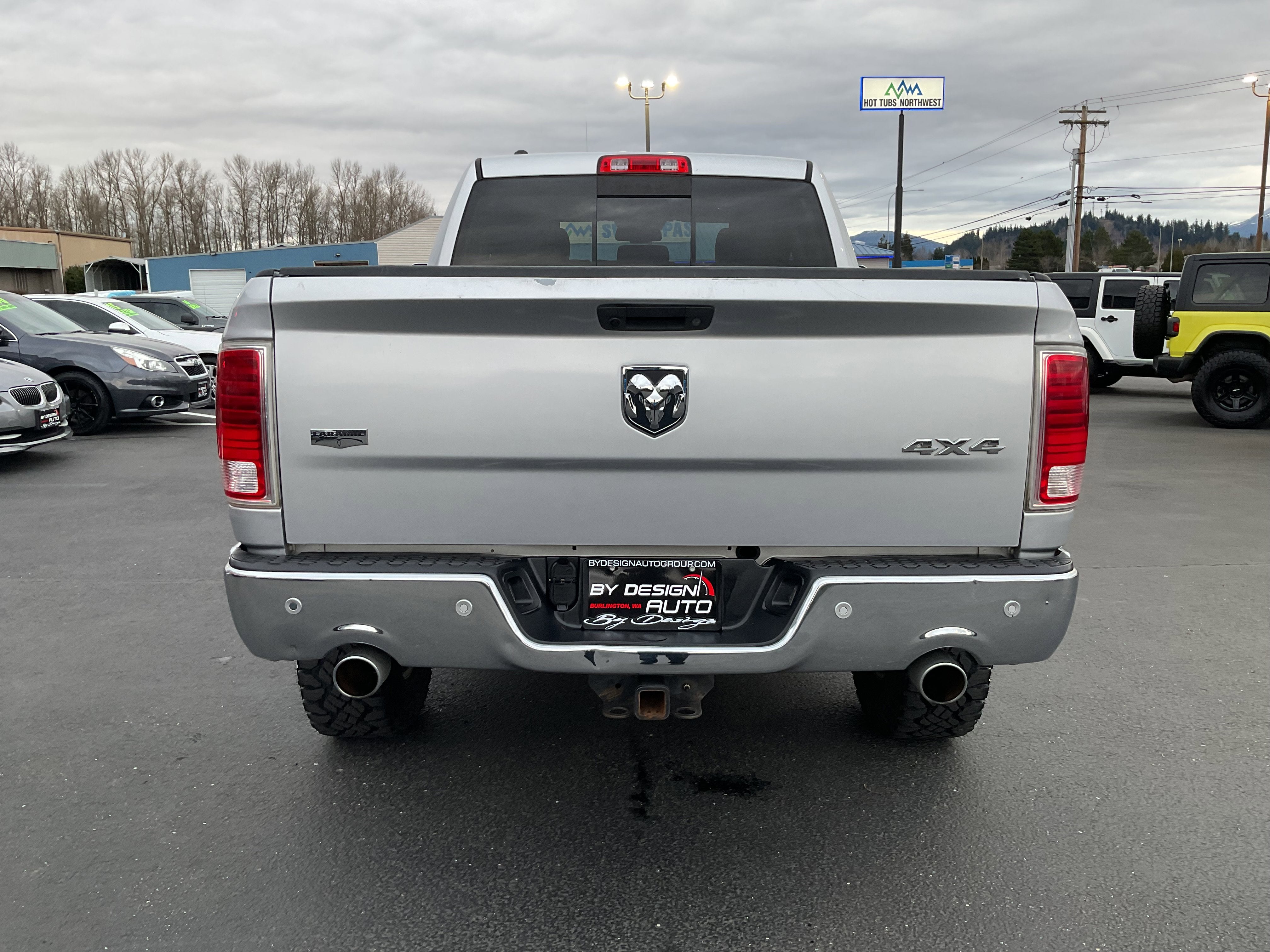 2014 RAM 1500 Laramie 4x4 Hemi