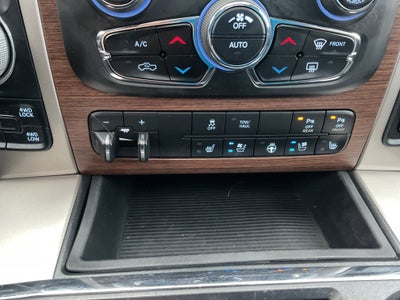 2014 RAM 1500 Laramie 4x4 Hemi