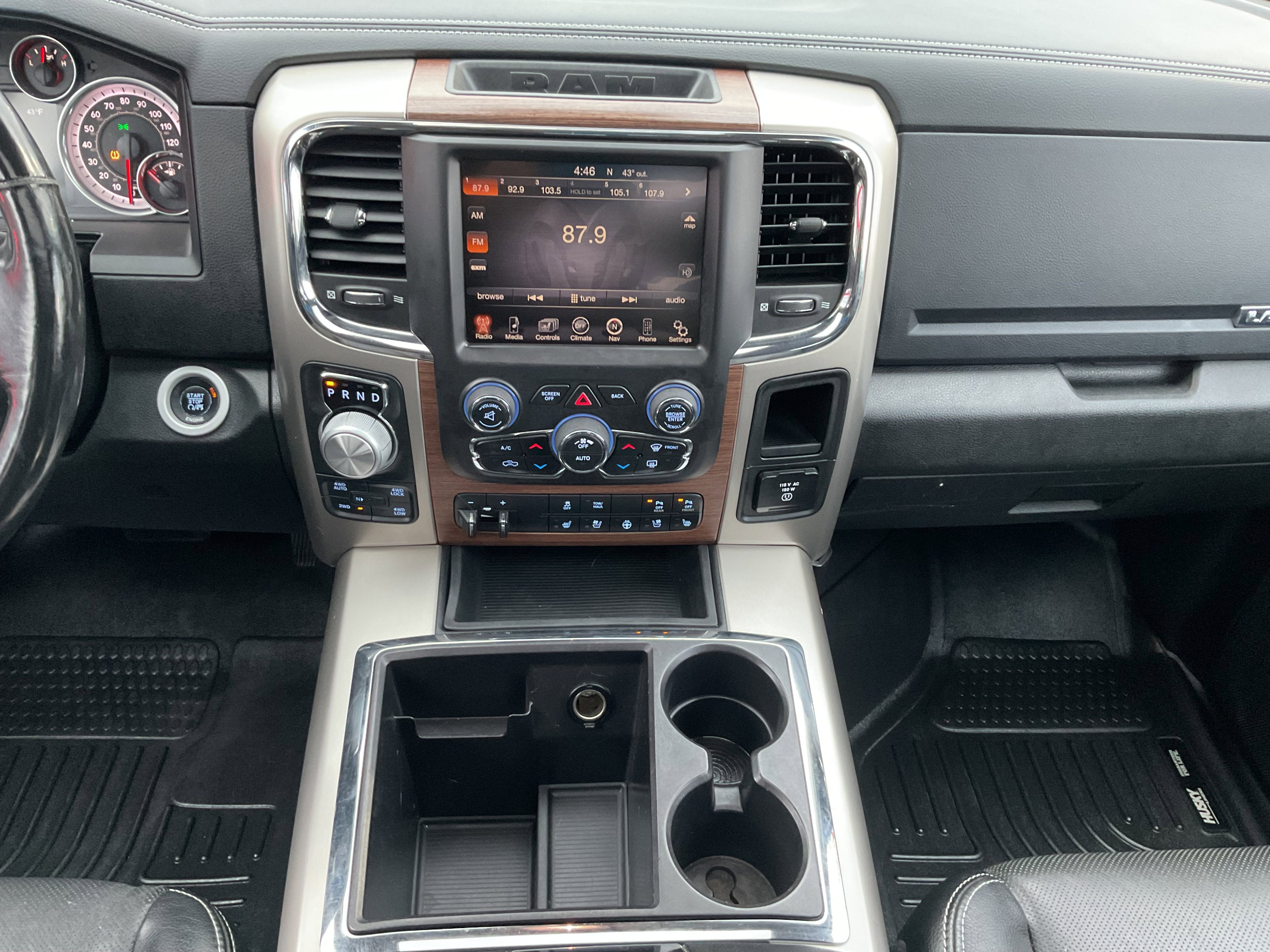 2014 RAM 1500 Laramie 4x4 Hemi