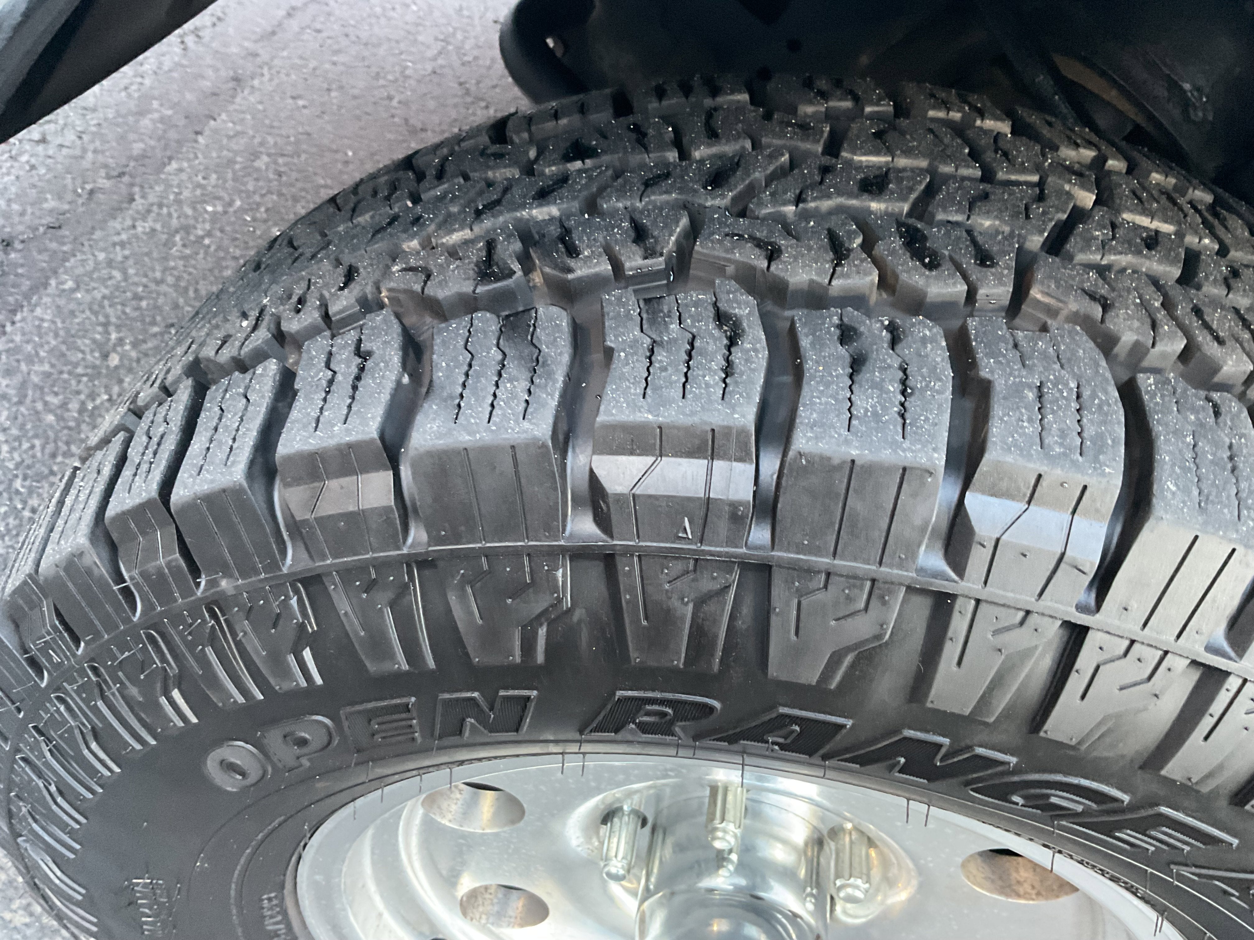 2014 RAM 1500 Laramie 4x4 Hemi