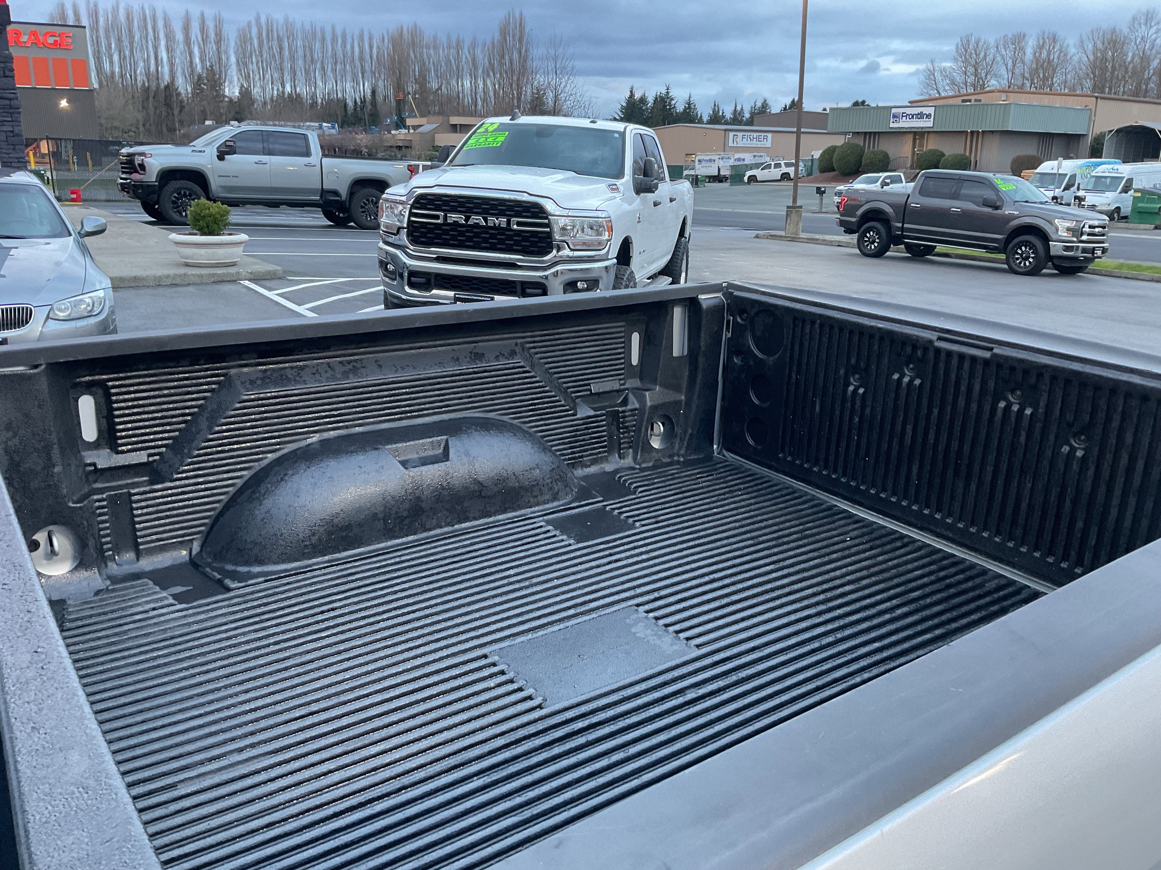 2014 RAM 1500 Laramie 4x4 Hemi