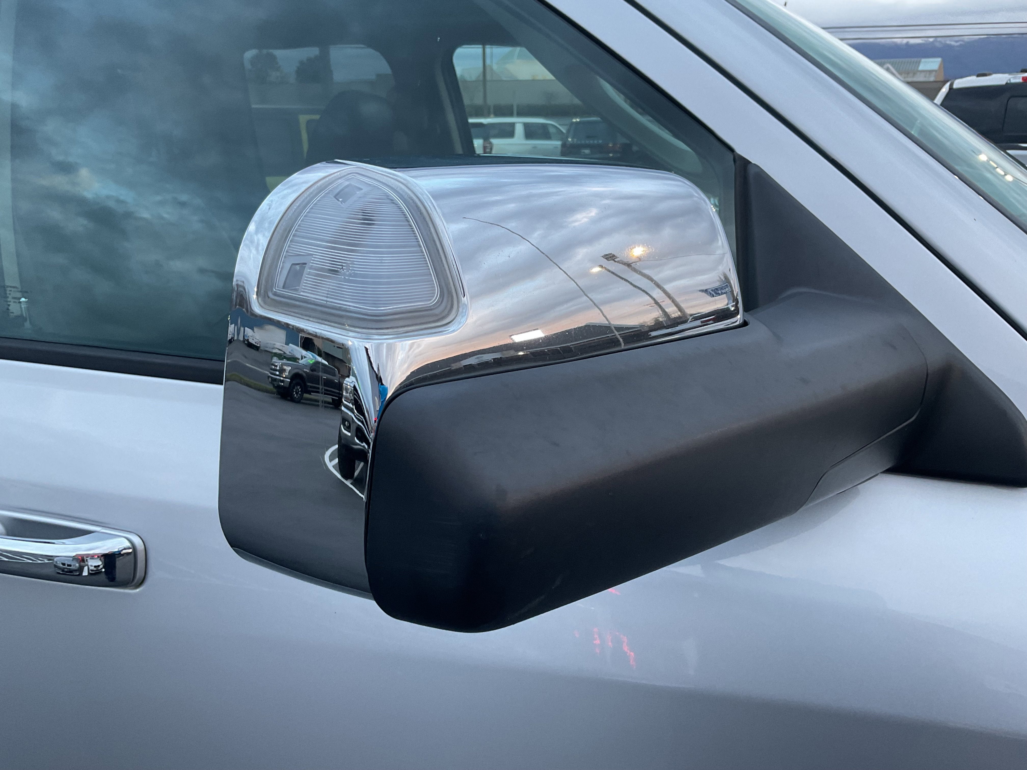 2014 RAM 1500 Laramie 4x4 Hemi