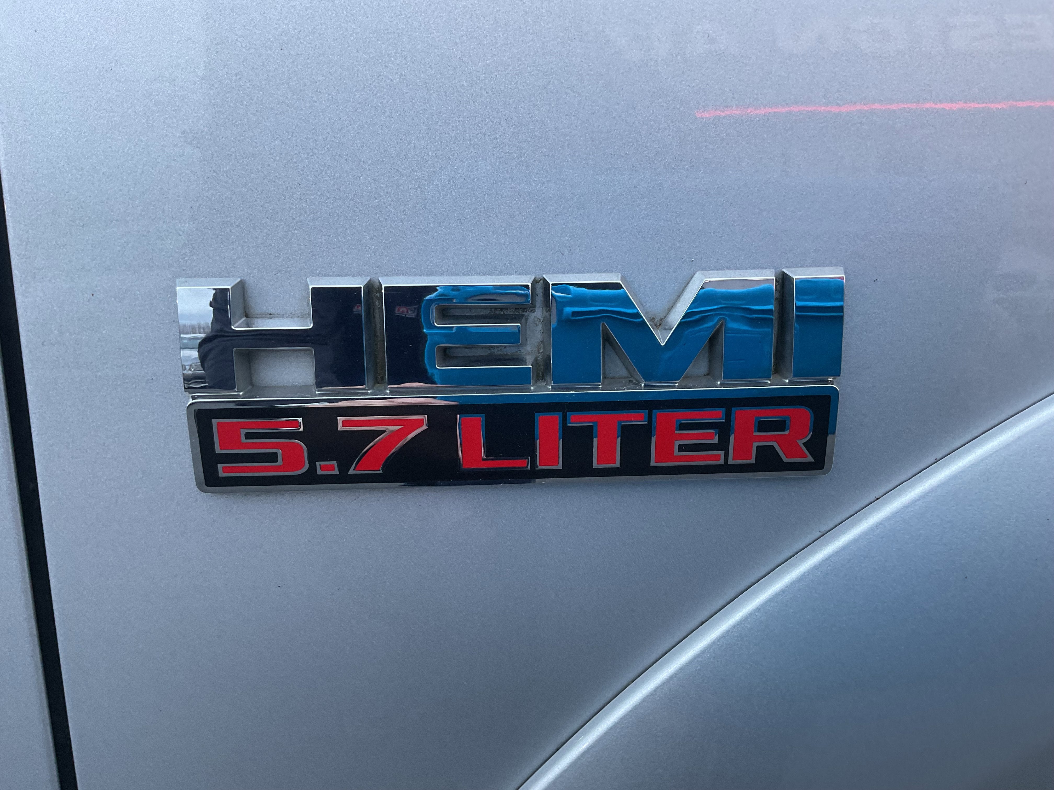 2014 RAM 1500 Laramie 4x4 Hemi