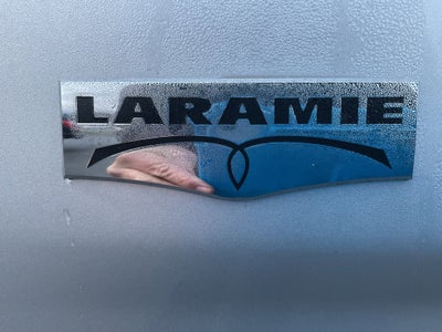 2014 RAM 1500 Laramie 4x4 Hemi