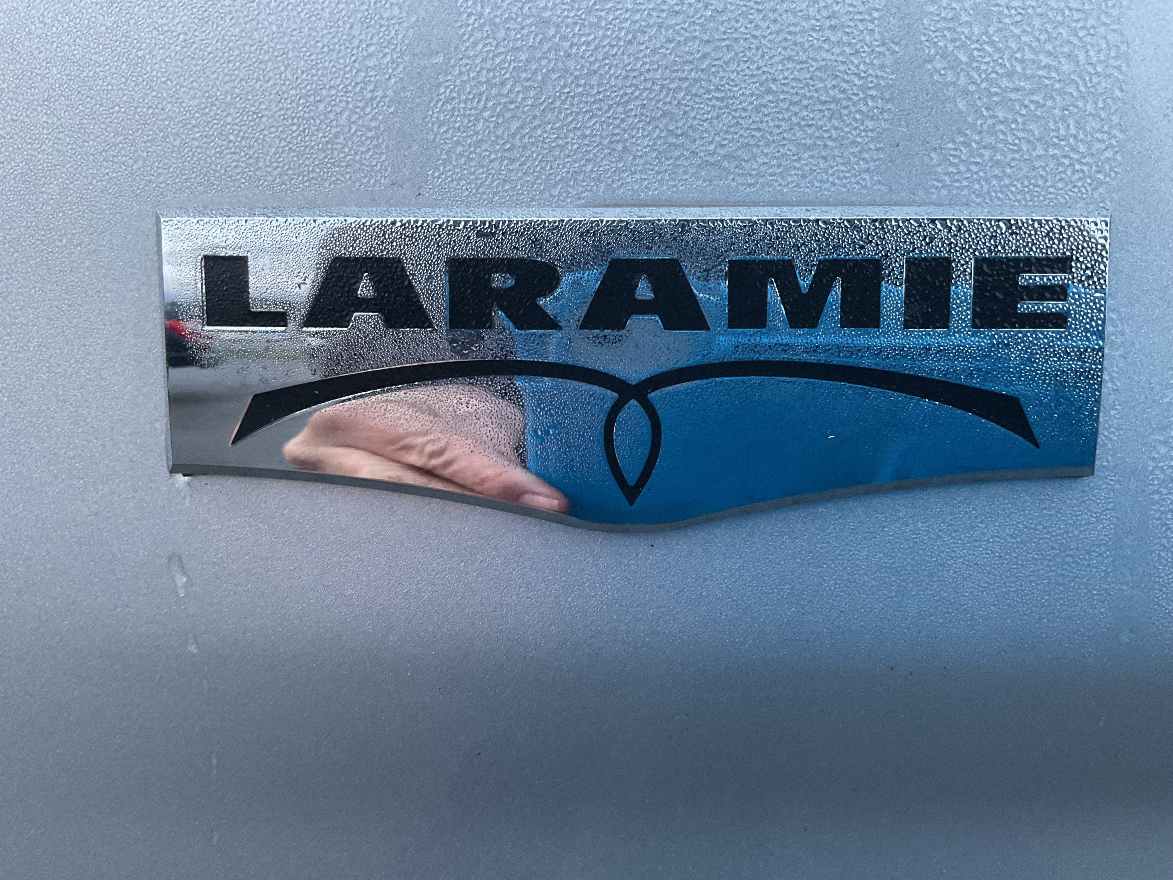 2014 RAM 1500 Laramie 4x4 Hemi