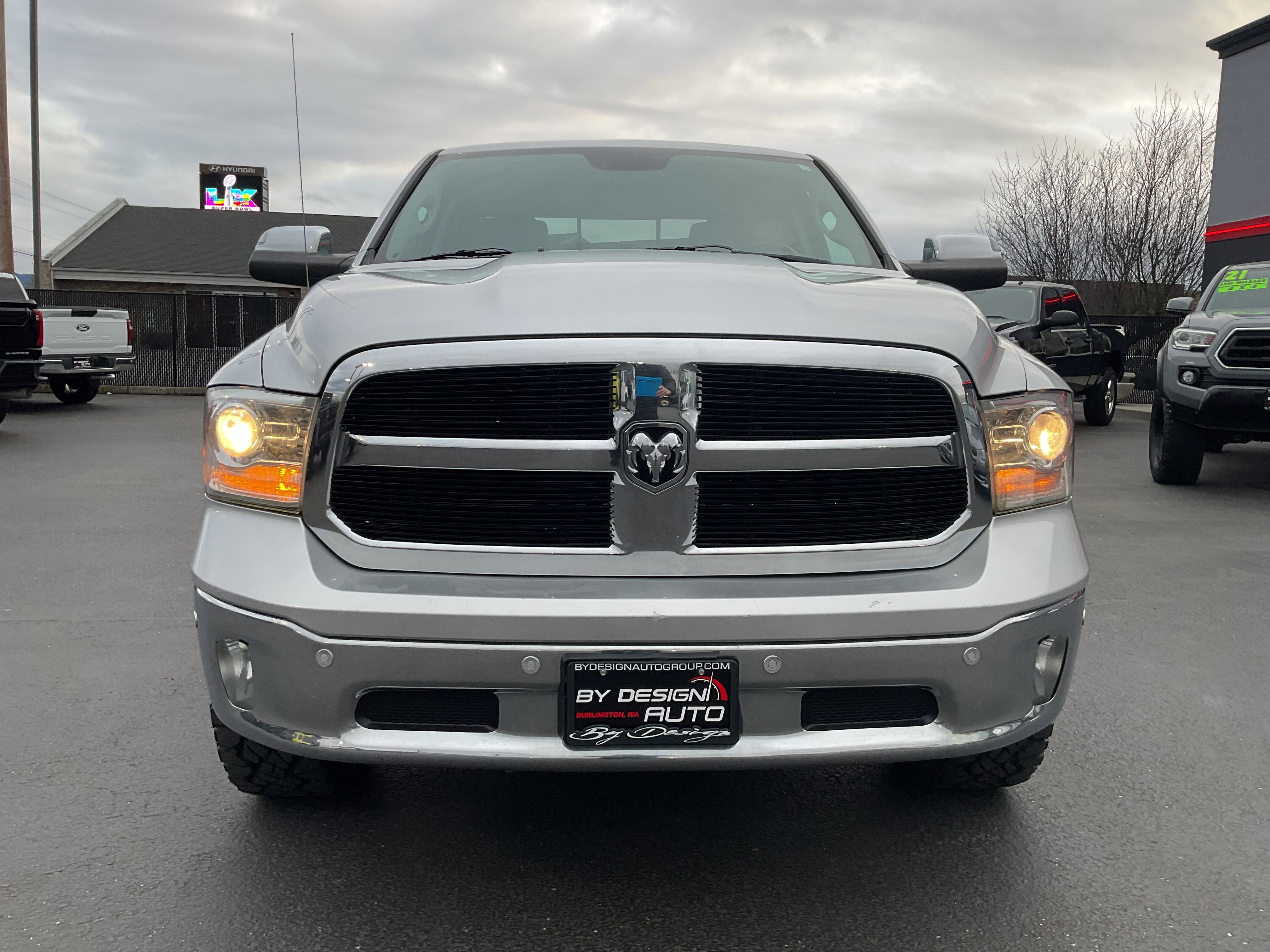 2014 RAM 1500 Laramie 4x4 Hemi