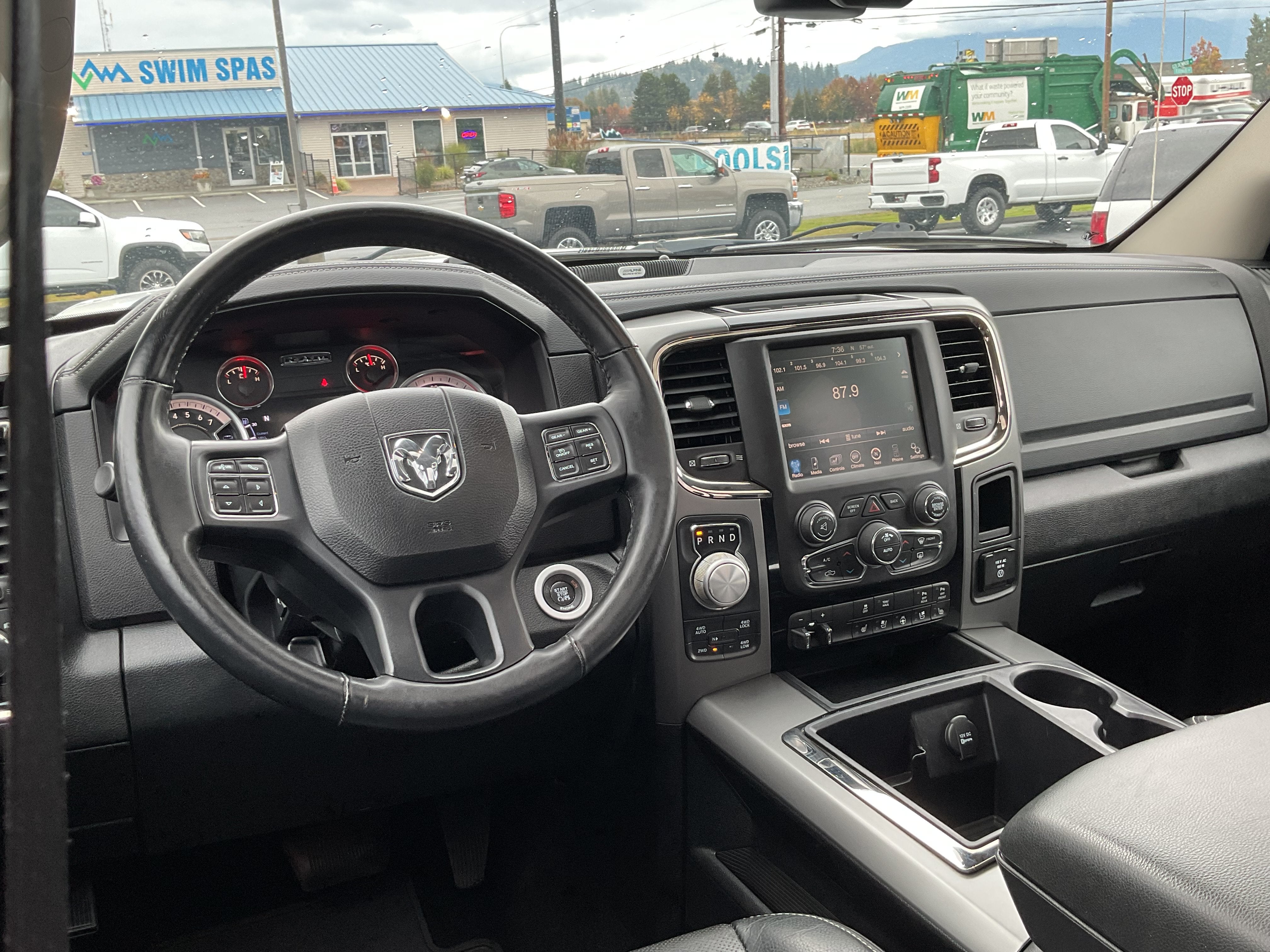 2015 RAM 1500 Sport Crew Cab 4x4