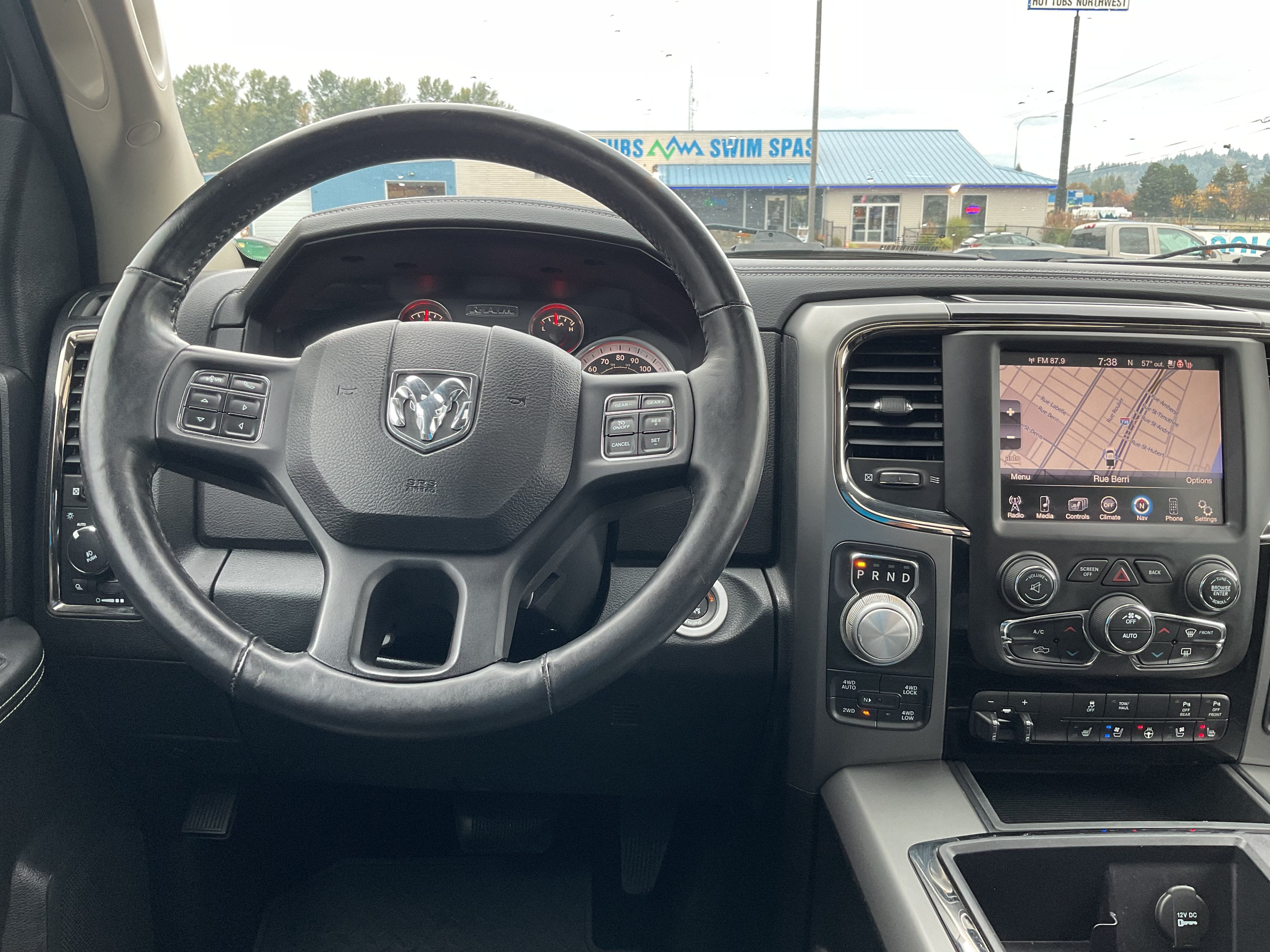 2015 RAM 1500 Sport Crew Cab 4x4